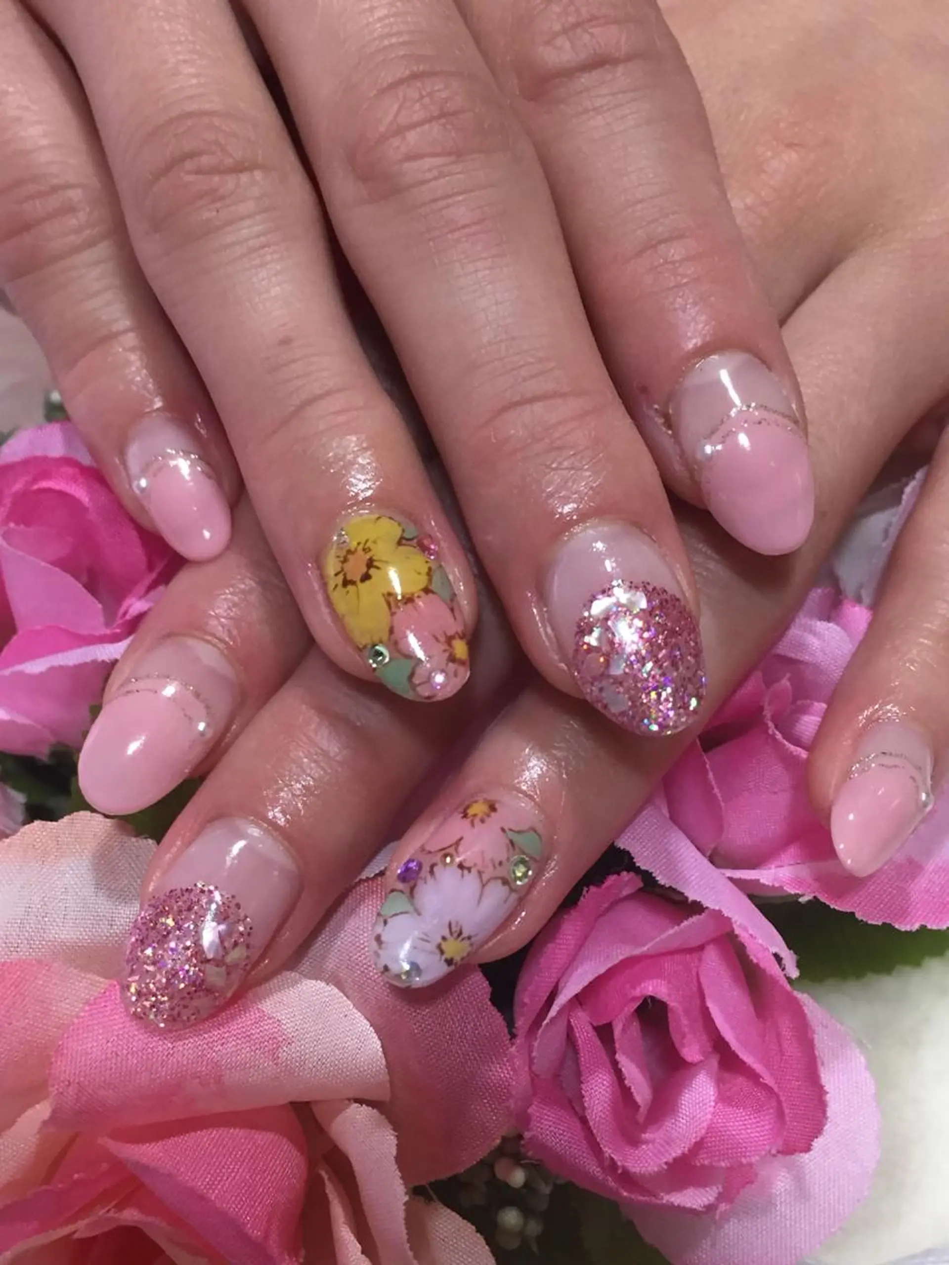 ネイル Sympa 𝓜iwako🐰ᩚのネイルデザイン