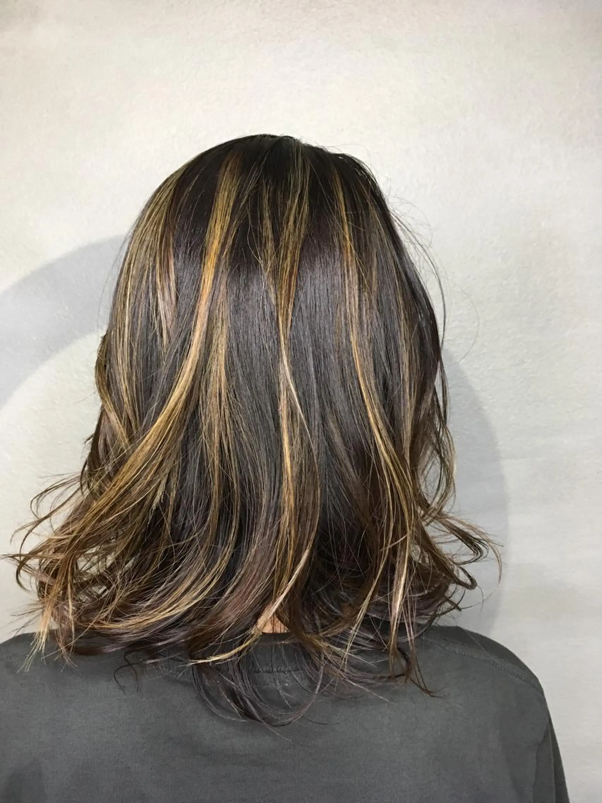 ミディアム カラー カット ヘアカラー くまがい みゆ【edge.】のヘアスタイル
