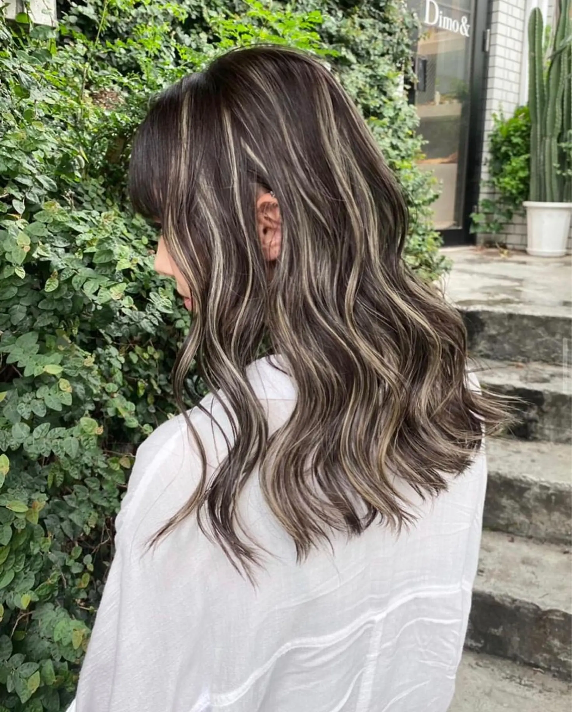 ロング 韓国／ハッシュカット ／透明感カラー／金野のヘアスタイル