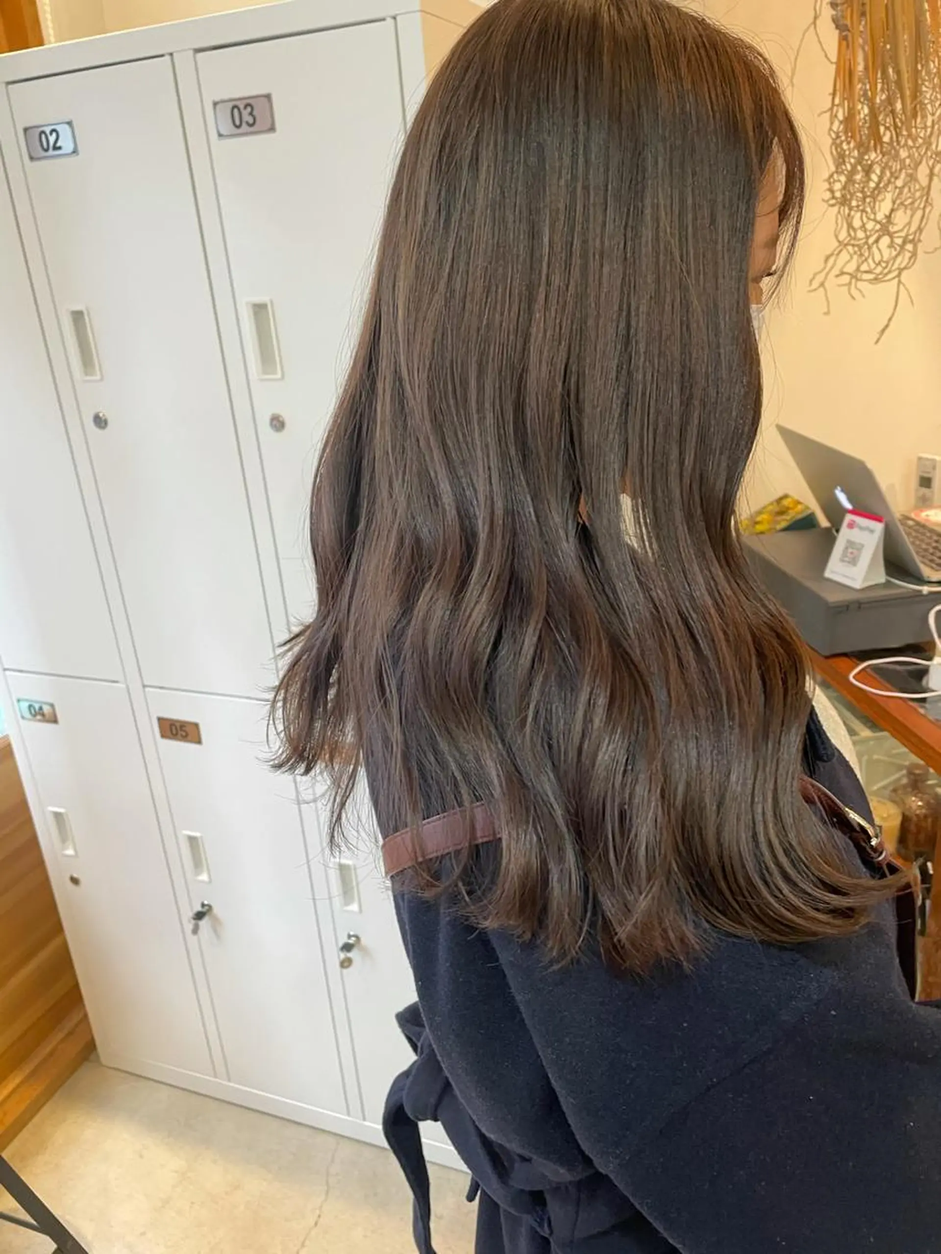 ロング カラー アッシュ ブリーチ ラベンダーカラー ラベンダーアッシュ ブリーチなしカラー ヘアカラー 中目黒🌼 🌼ハナのヘアスタイル