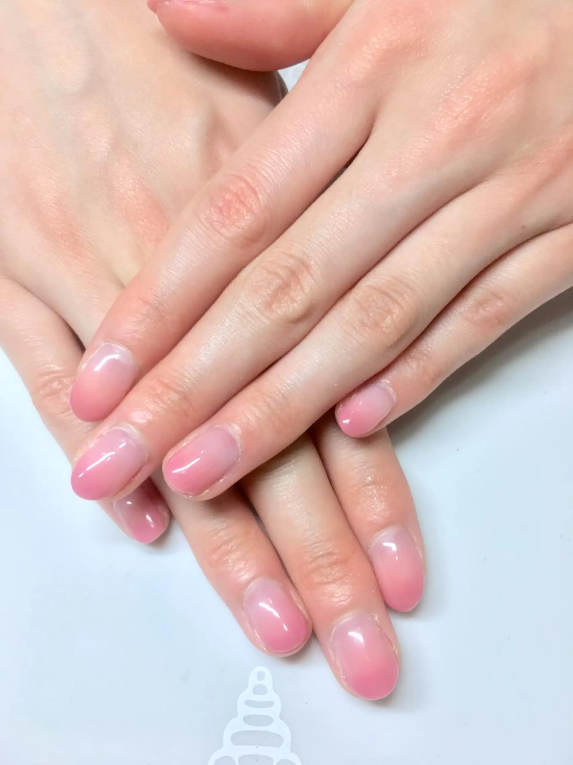 ネイル 新宿ネイルサロン ジェミディローサのネイルデザイン