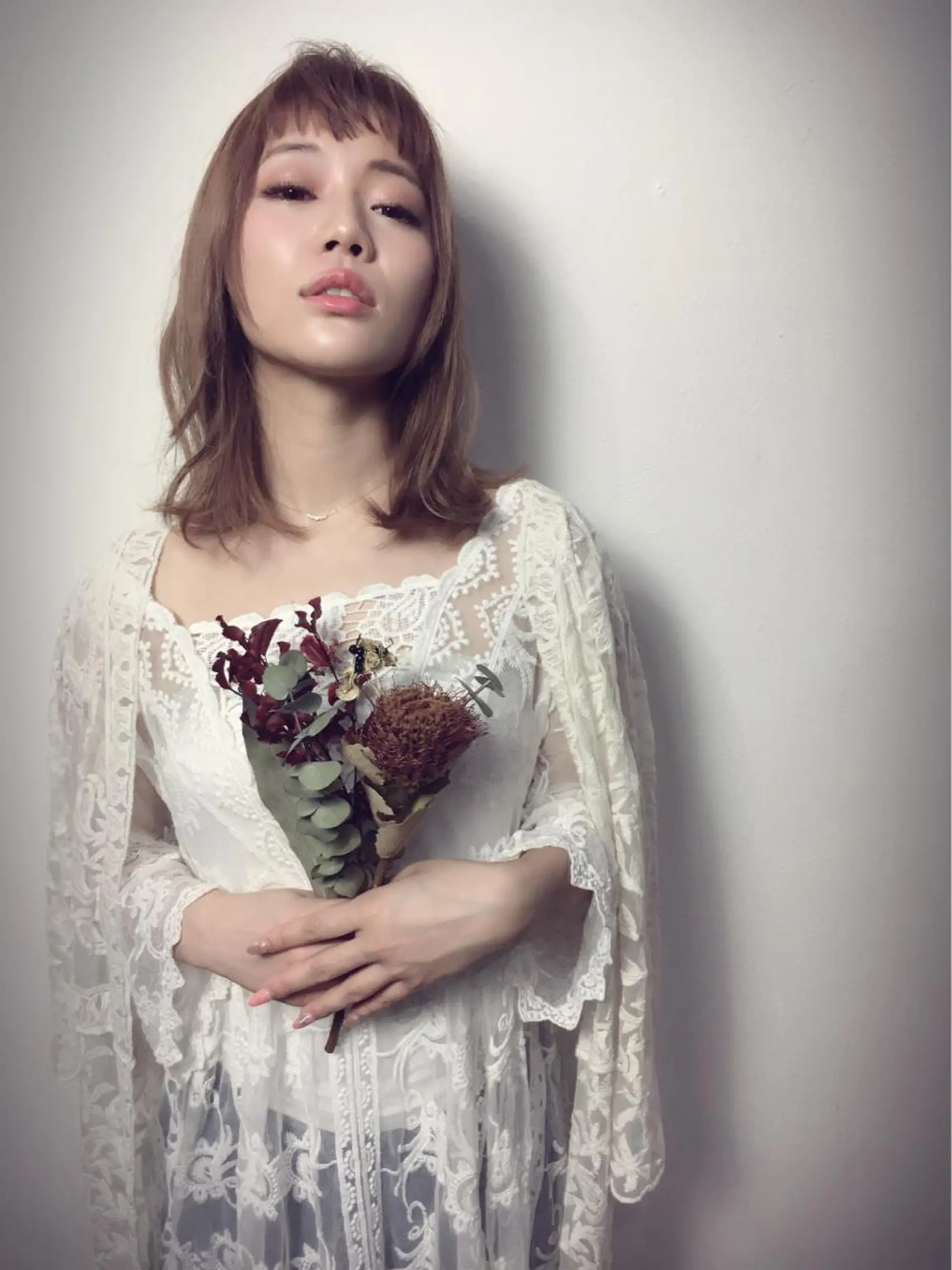 ミディアム カラー ヘアアレンジ アッシュ ベージュカラー グレージュ ミルクティーベージュ 似合わせカット 縮毛矯正 岩崎 克秀のヘアスタイル