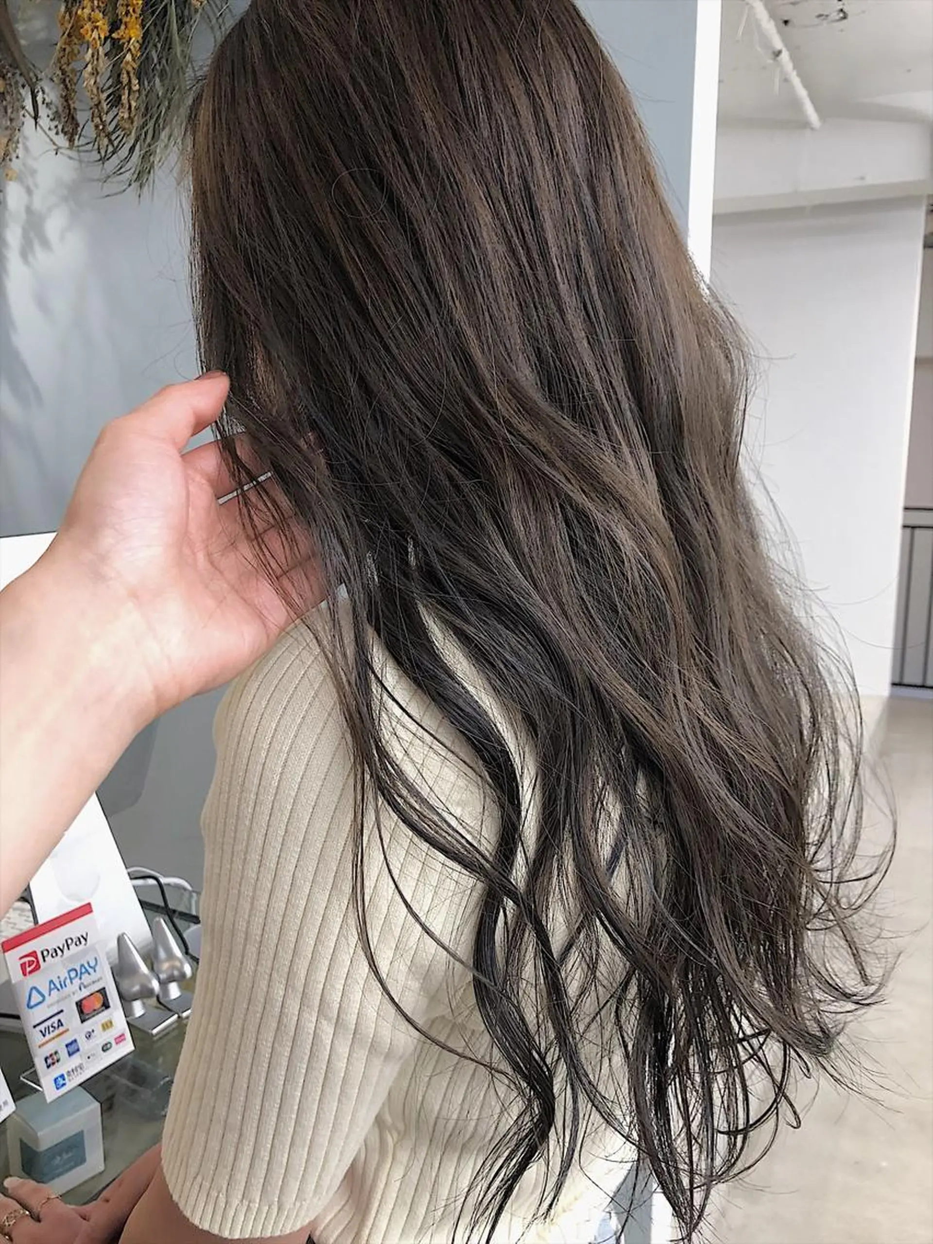 ロング カラー ヘアアレンジ Flamme Annaのヘアスタイル