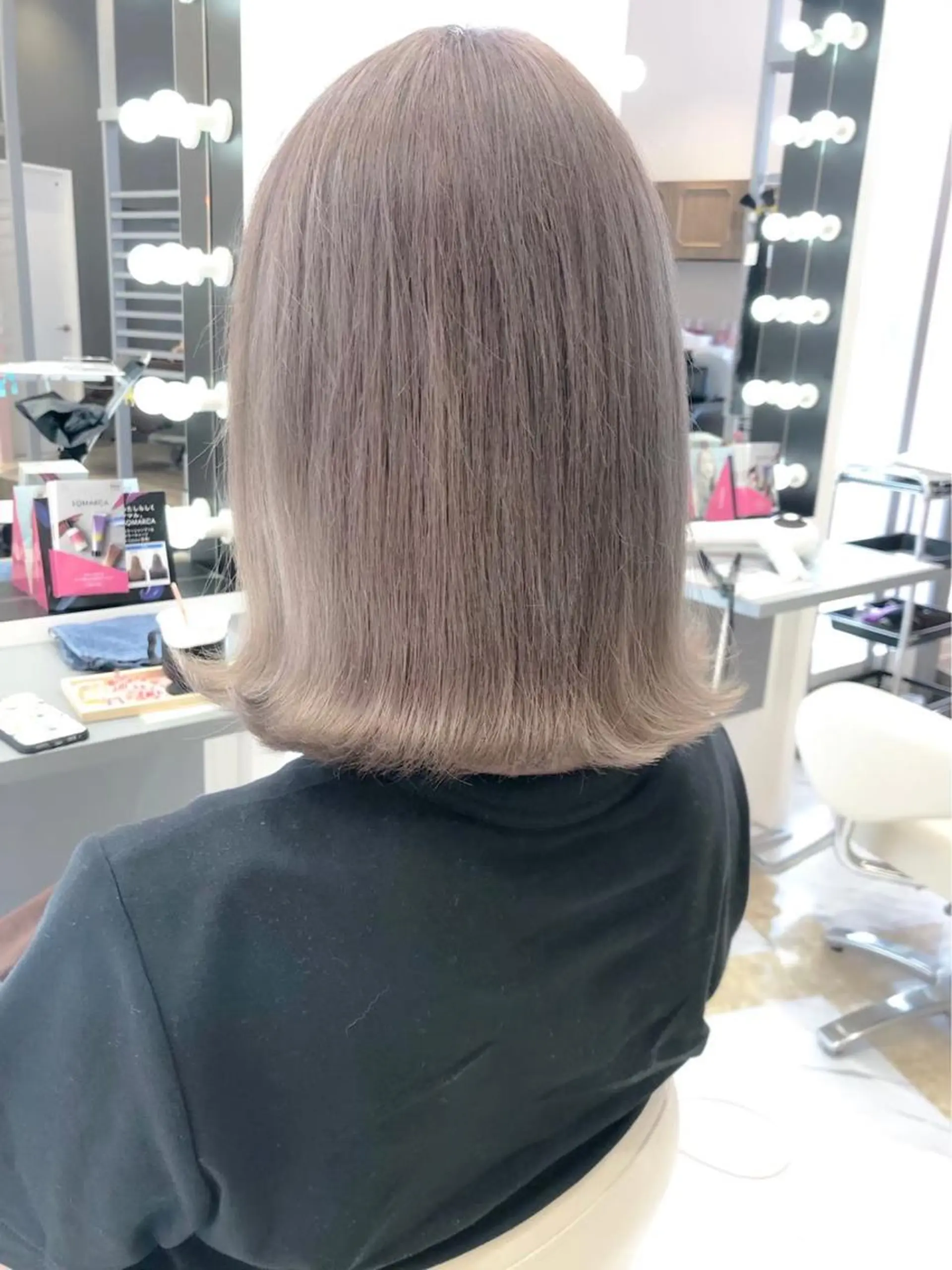 ミディアム Su-chi-🧴 /ミルクティーカラーのヘアスタイル