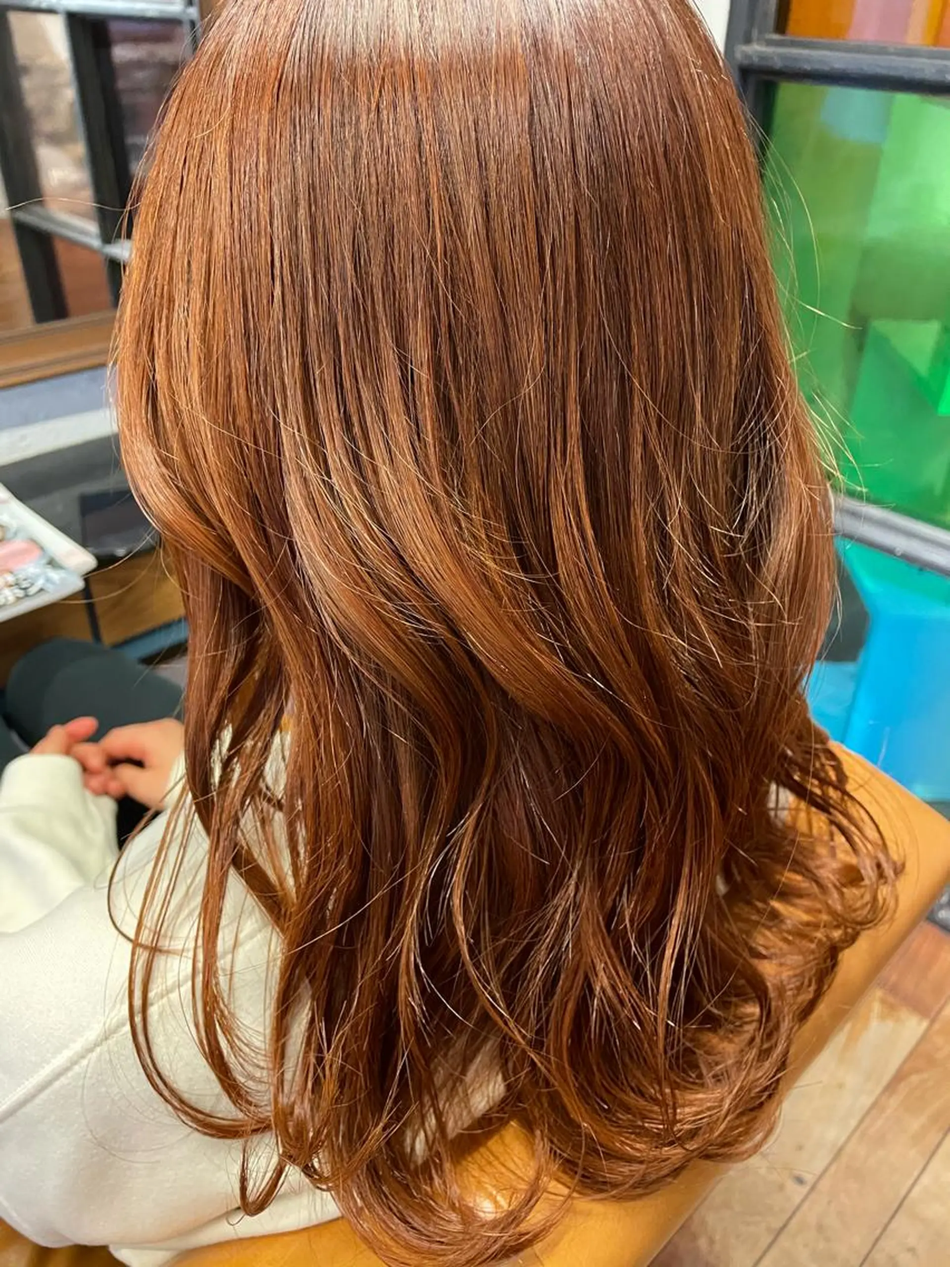 ミディアム カラー 佐々木 千夏のヘアスタイル