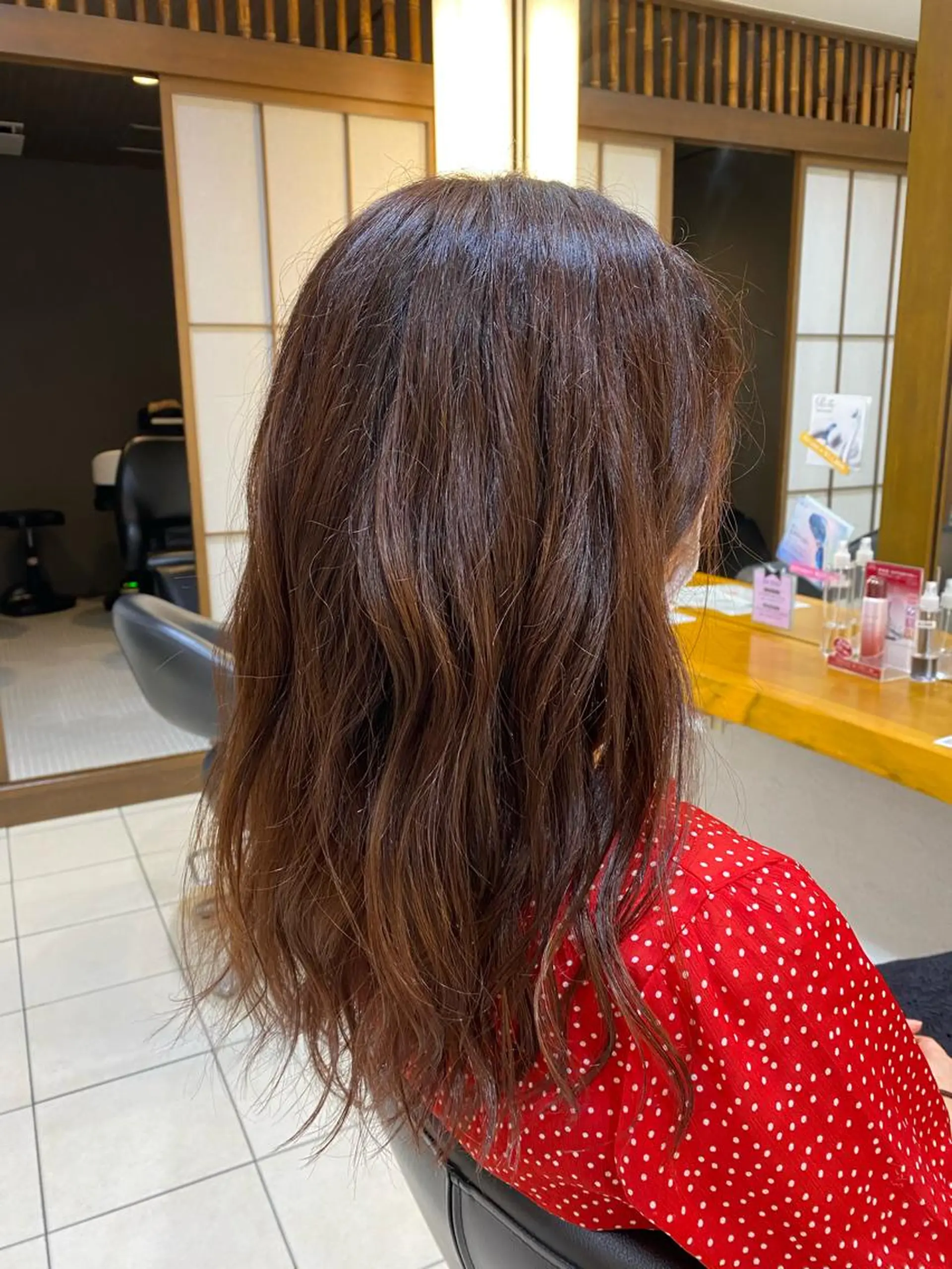カラー ヘアアレンジ ブラウンカラー ラベンダーカラー ピンクカラー 塩崎 絢世のヘアスタイル