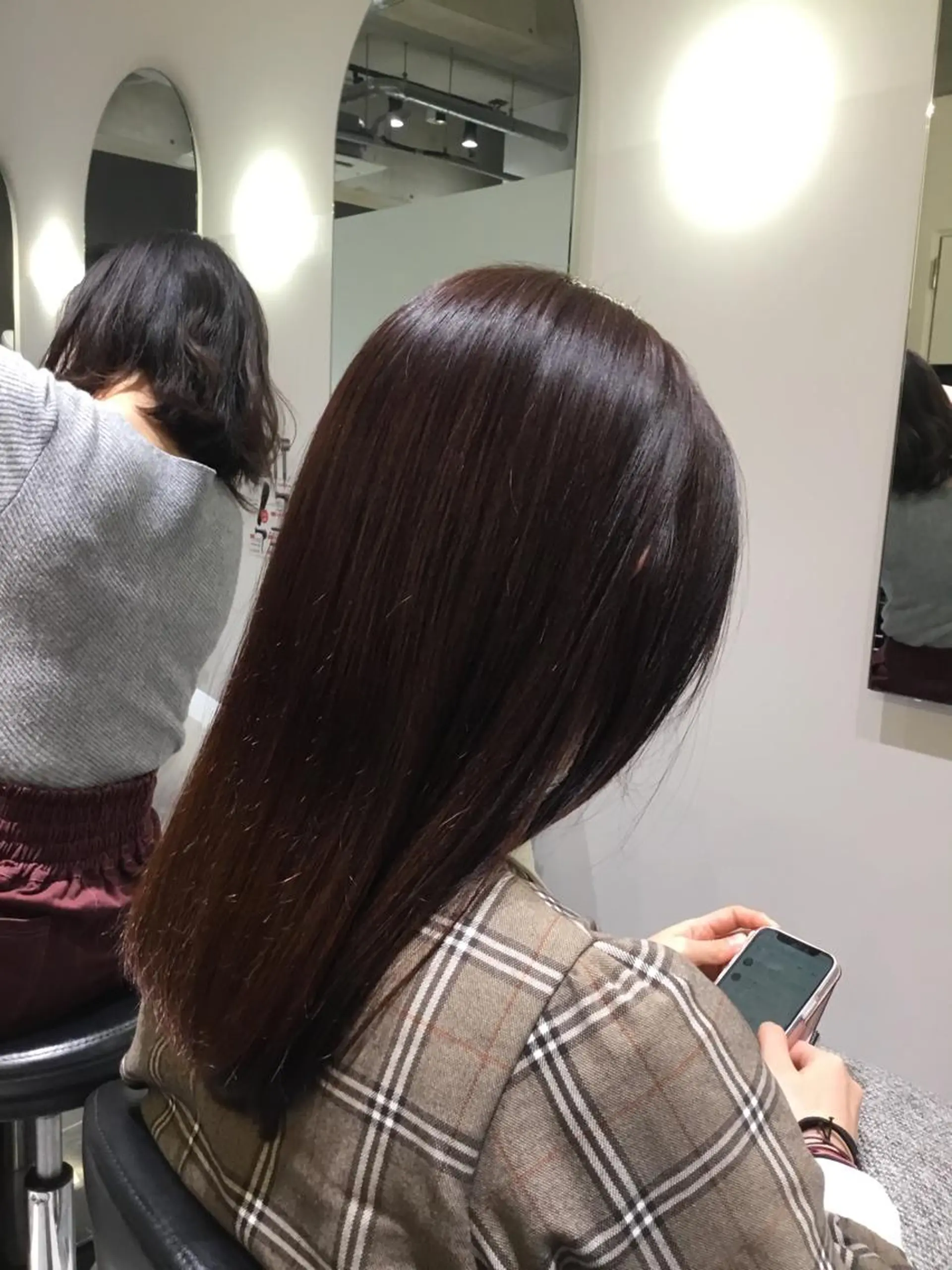 セミロング ✨あなたのお悩み解消 美容師✨TOMOKAのヘアスタイル