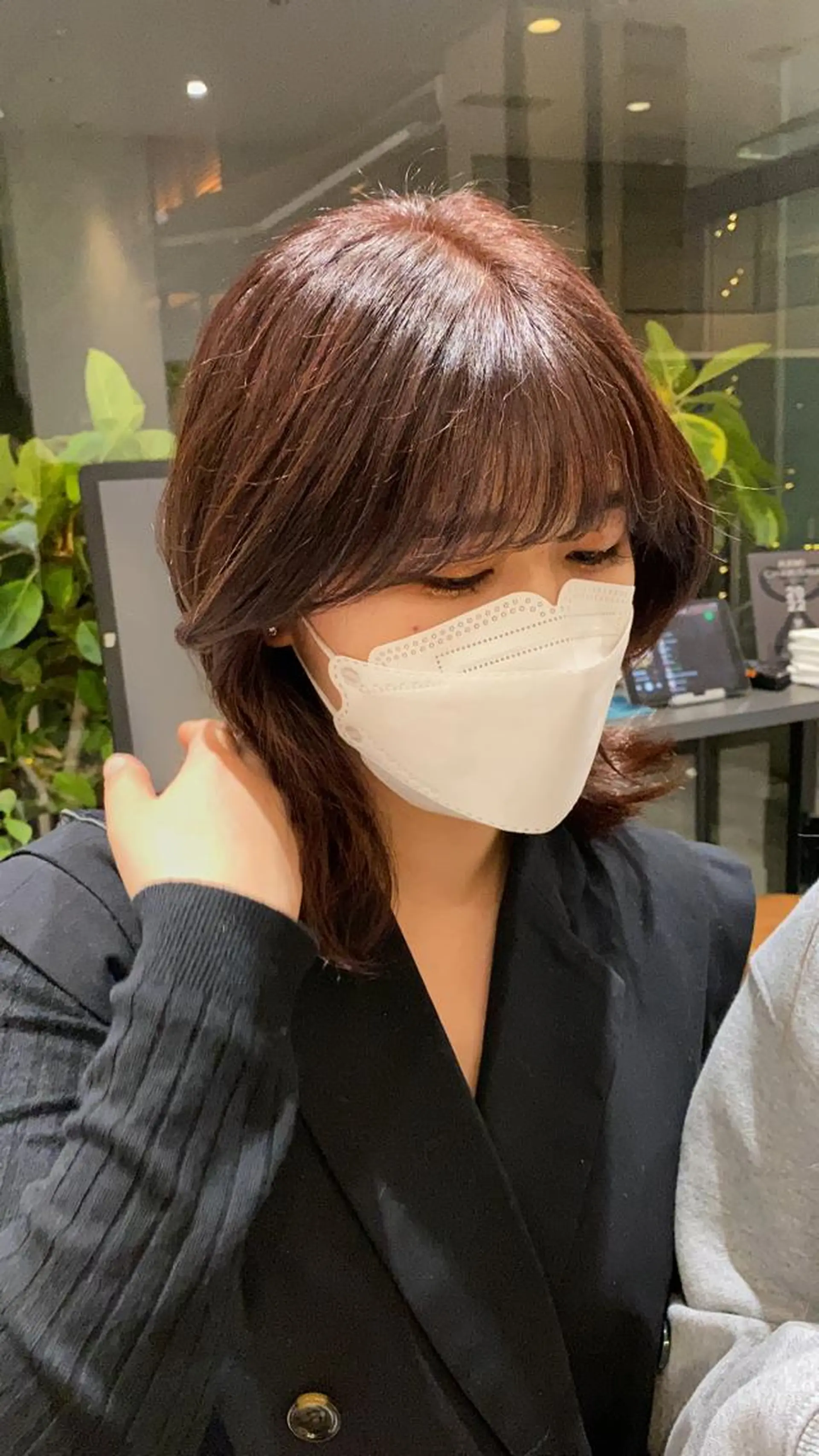 ミディアム カラー i.osaka所属・たつ/レイヤーカット 顔周り/髪質改善のヘアスタイル