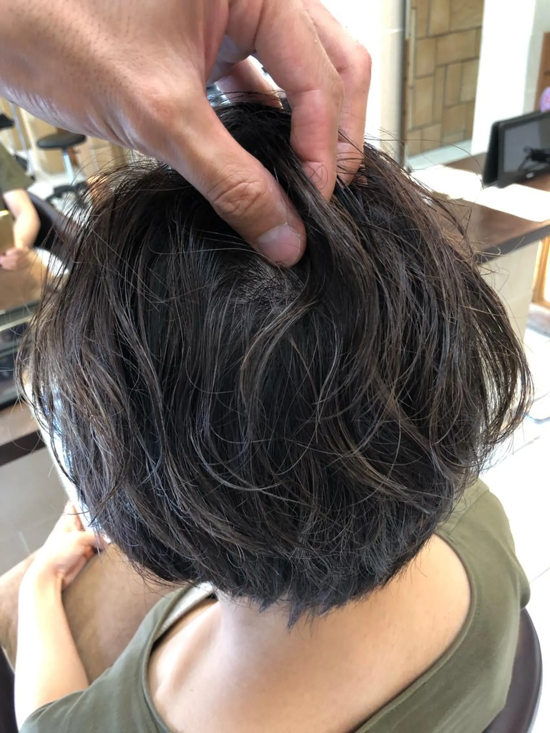 ショート カラー ベージュカラー ハイライトカラー ハイライト 野々山 直貴のヘアスタイル