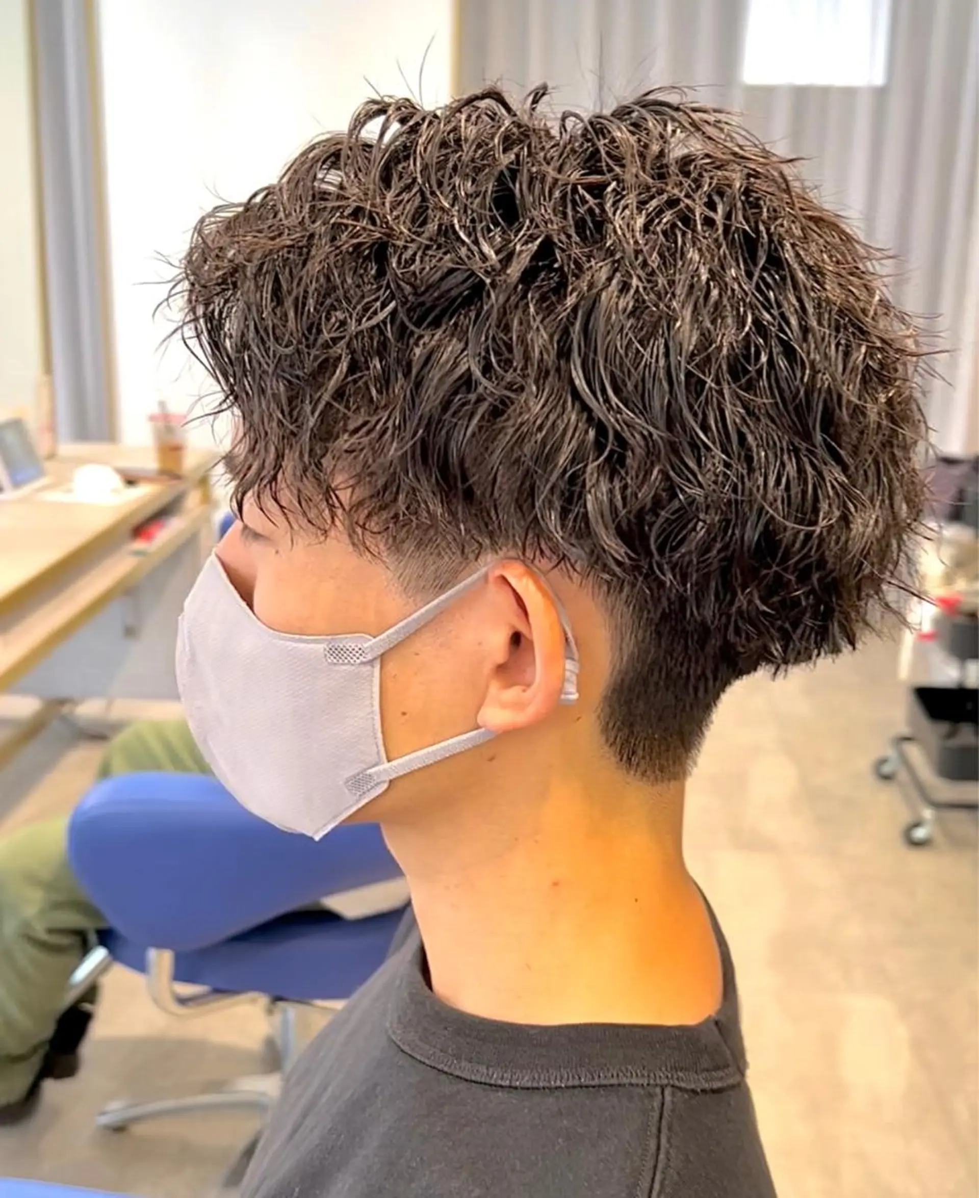 ショート パーマ ヘアアレンジ メンズ メンズパーマ メンズツイストパーマ ツイストスパイラルパーマ 波巻きパーマ スパイラルパーマ メンズパーマ職人 加藤 弘貴のヘアスタイル