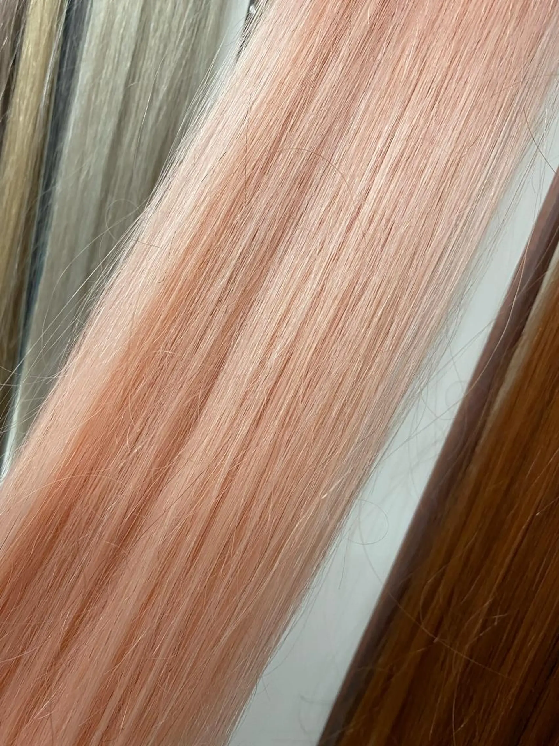 ロング ヘアアレンジ マツエク・マツパ アイブロウ KITTY 立川のネイルデザイン