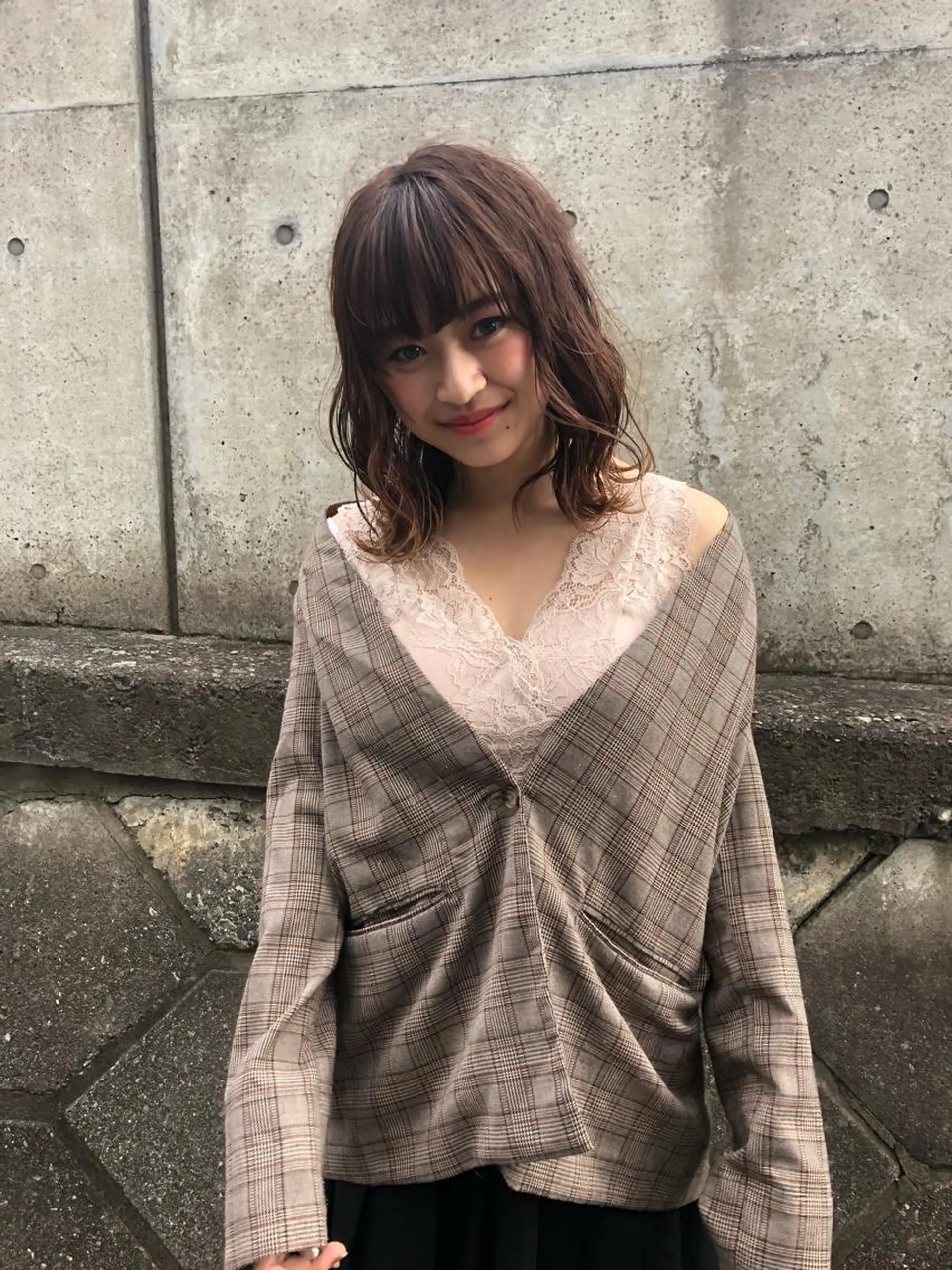 ミディアム カラー 360°キレイな ショートカットのヘアスタイル