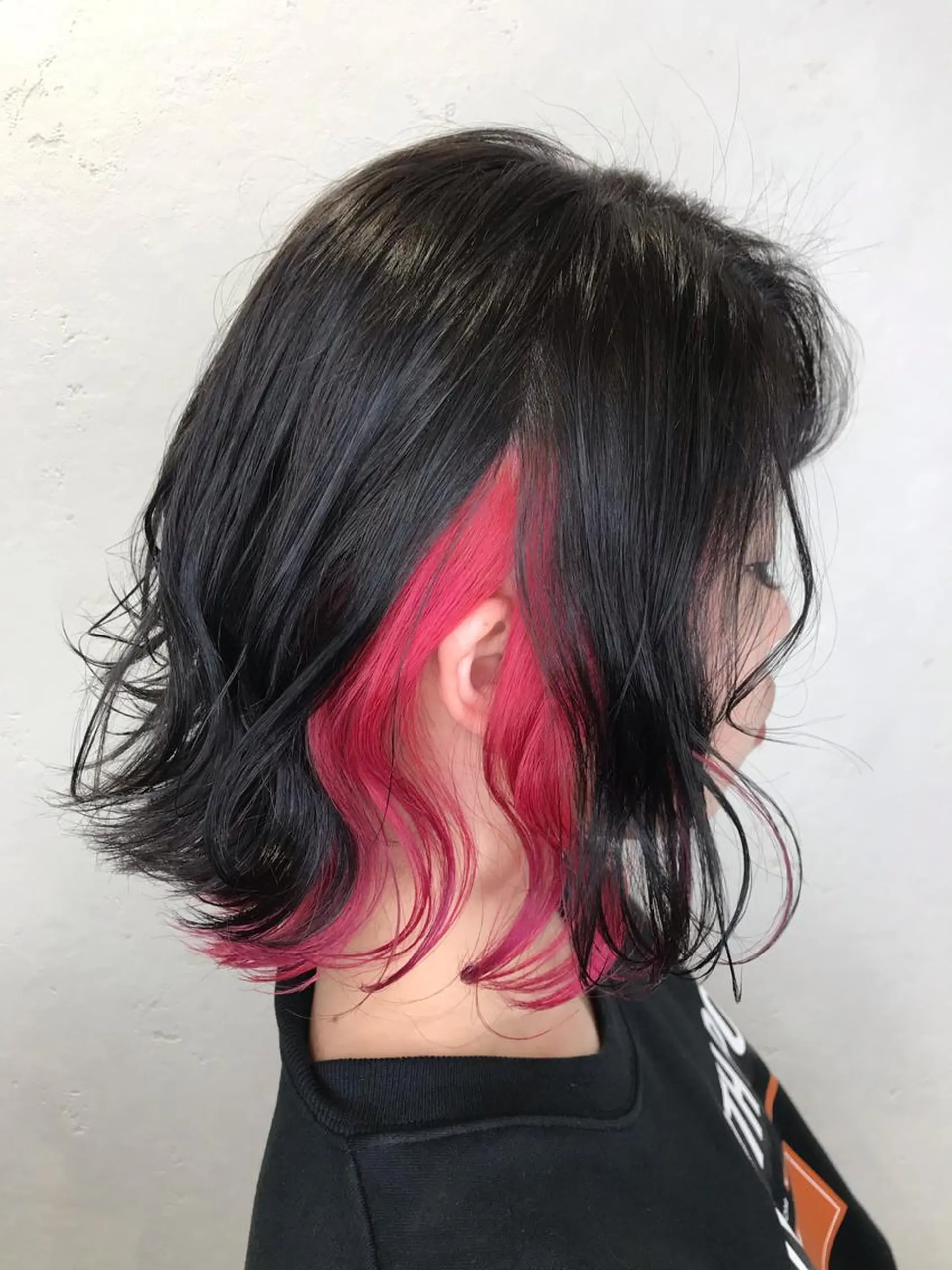 ミディアム カラー インナーカラー 似合わせ/ブリーチ カラー.岡田友仁のヘアスタイル