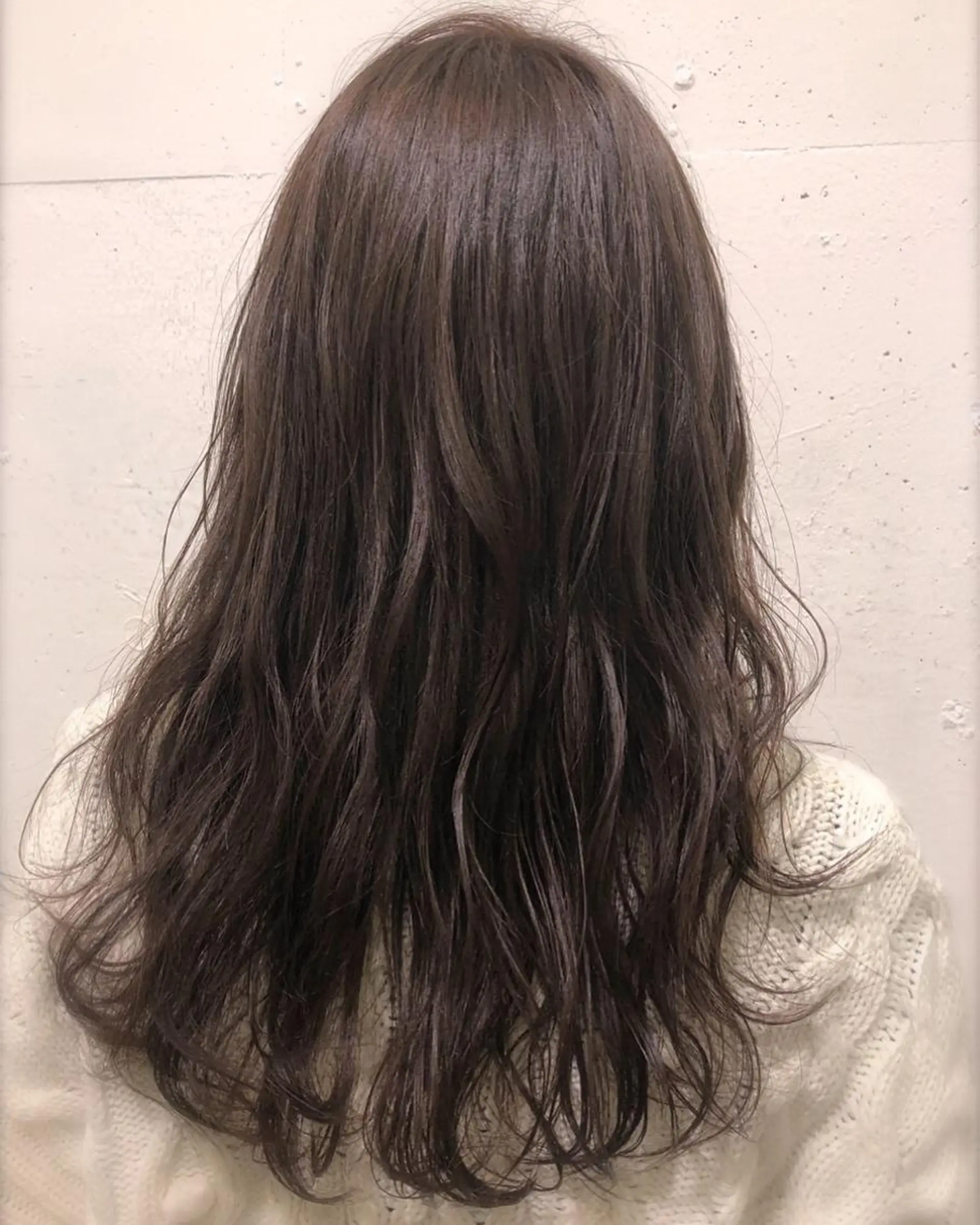 ロング カラー グレージュ イルミナカラー ラベンダーカラー ラベンダーグレージュ ラベンダーグレー 山形 光輪子のヘアスタイル