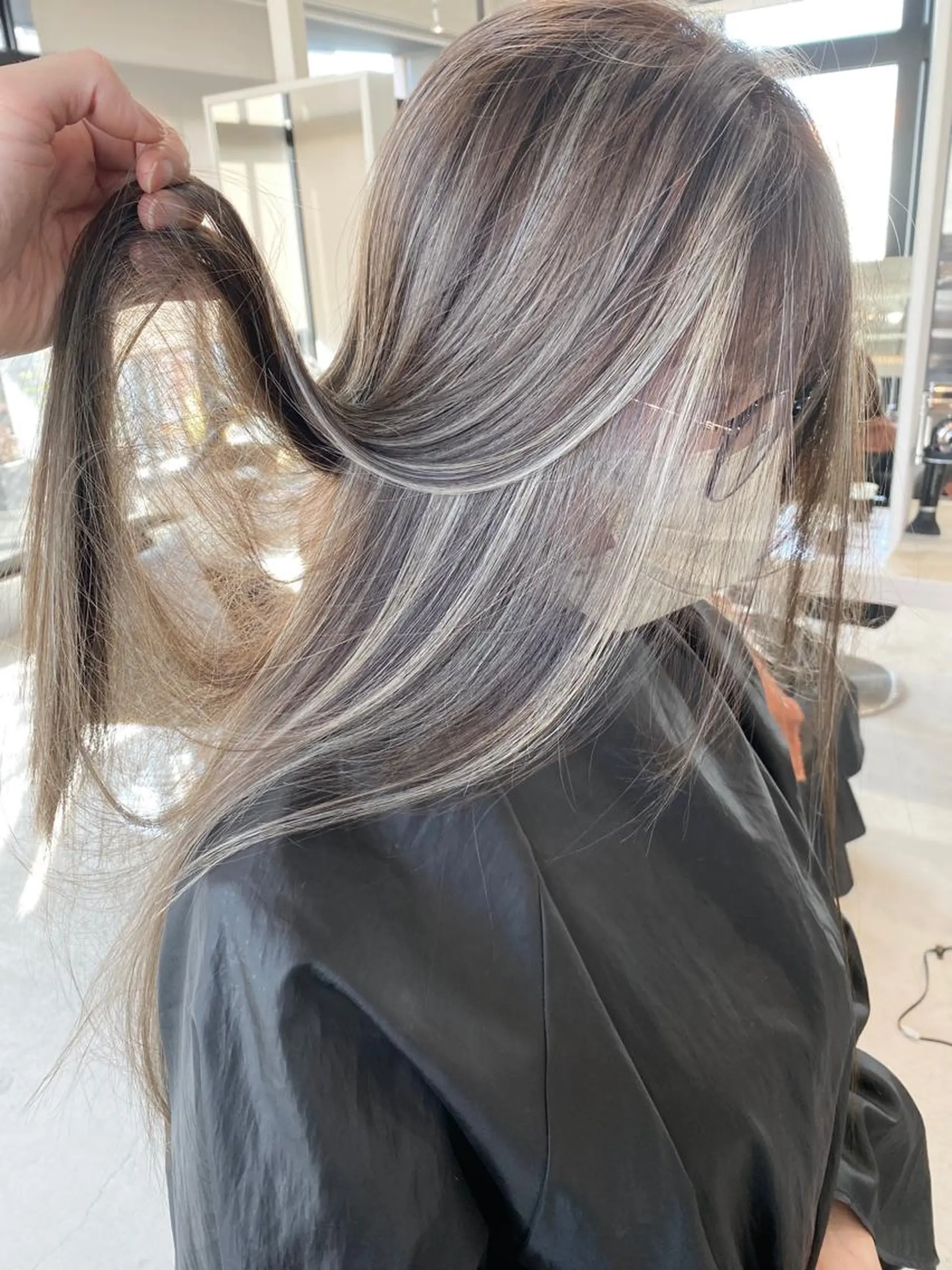 ロング カラー ヘアアレンジ ネイル マツエク・マツパ アイブロウ ヘアカラー トリートメント 井上 一平のヘアスタイル