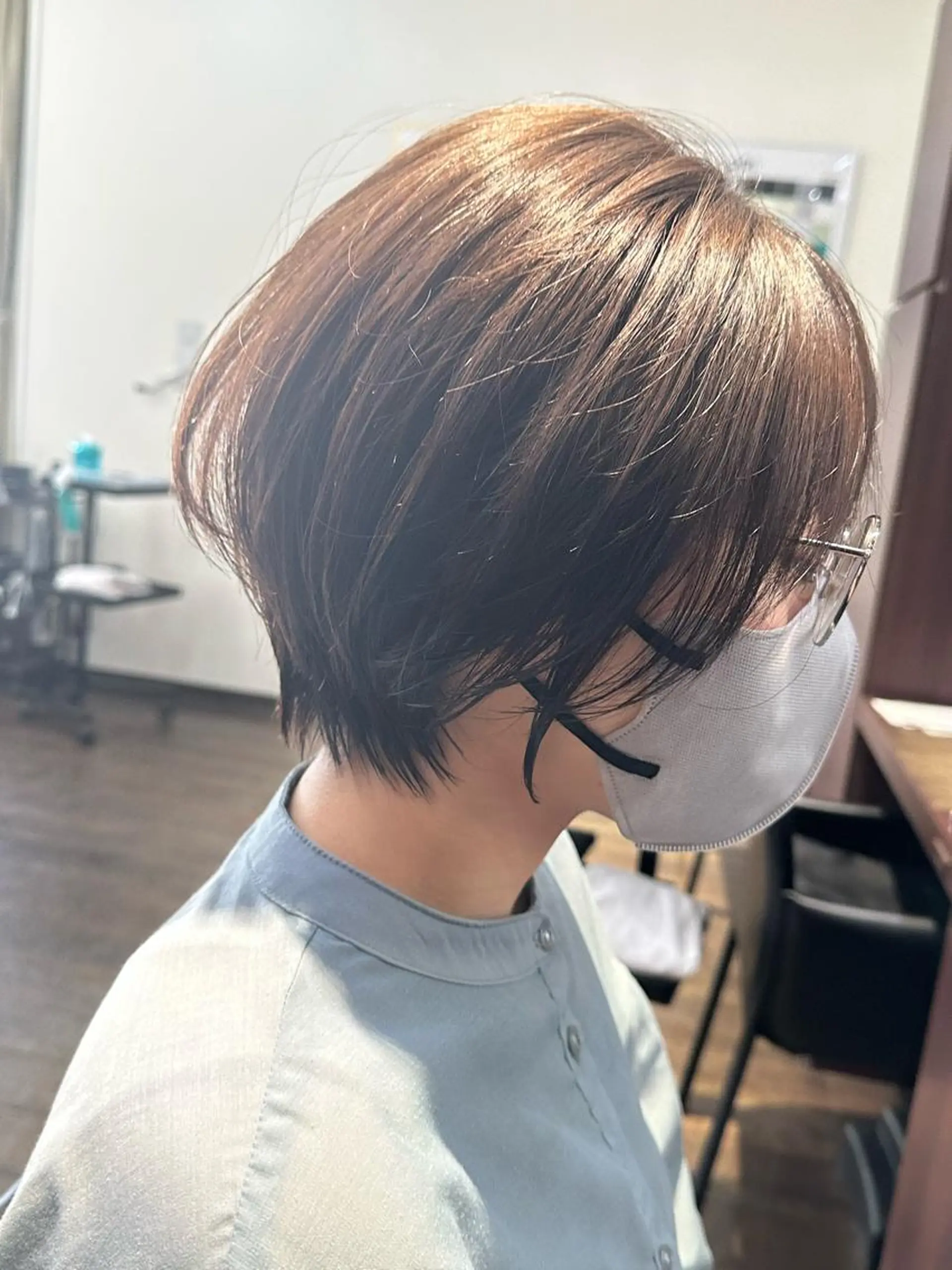 ショート ヘアカラー CURE 朱梨のネイルデザイン