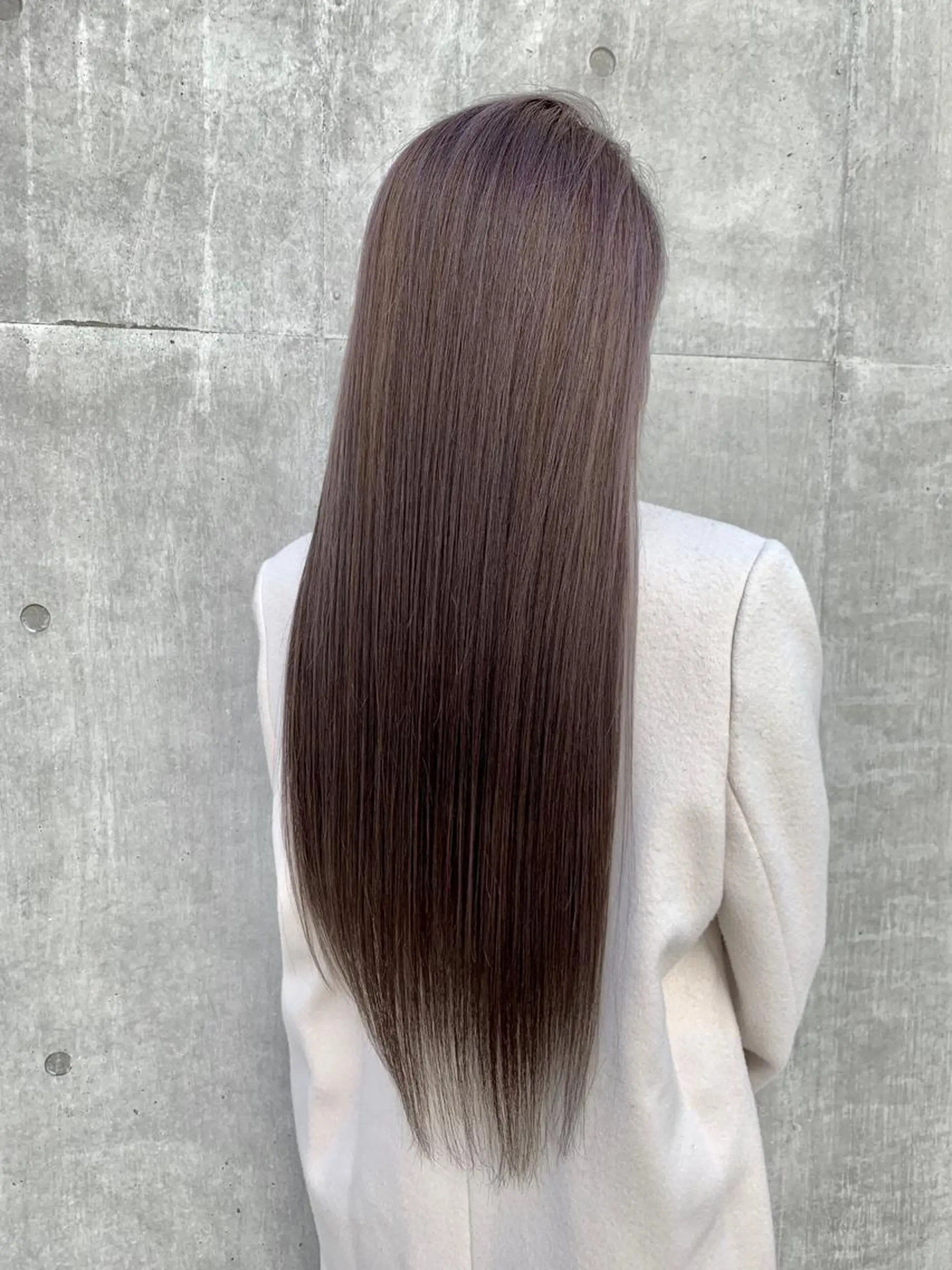 ロング カラー アッシュ ヘアカラー トリートメント ヘッドスパ Akua【代表】 Kazumaのヘアスタイル