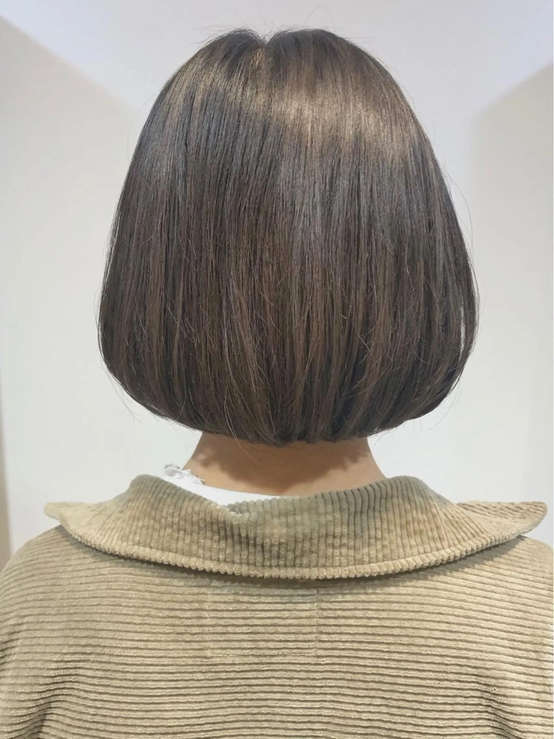 ショート カラー ベージュカラー ボブ 🍎みついじゅん🍏 ボブ指名No.1のヘアスタイル