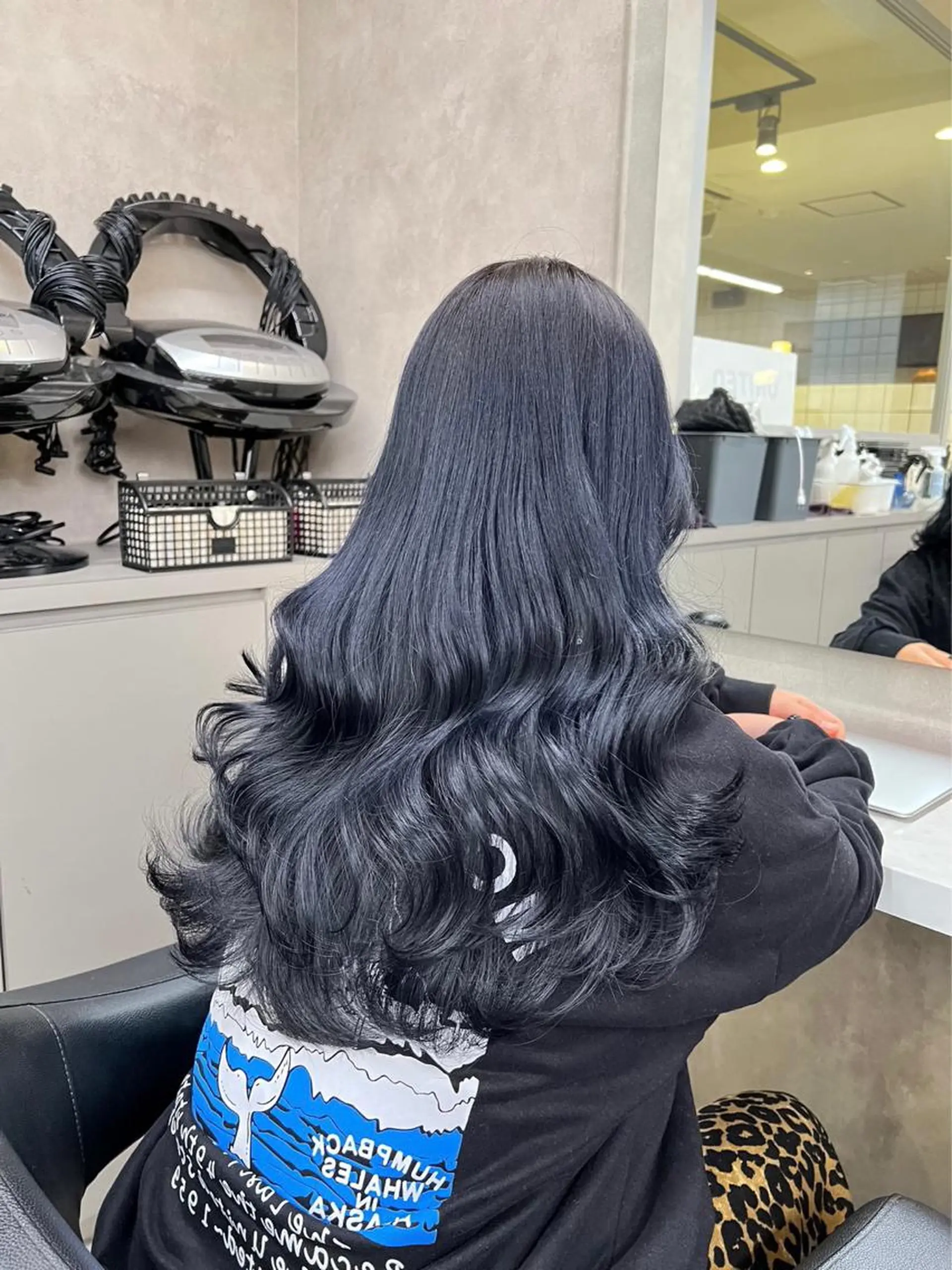 ロング カラー Over hair_ misakiのヘアスタイル