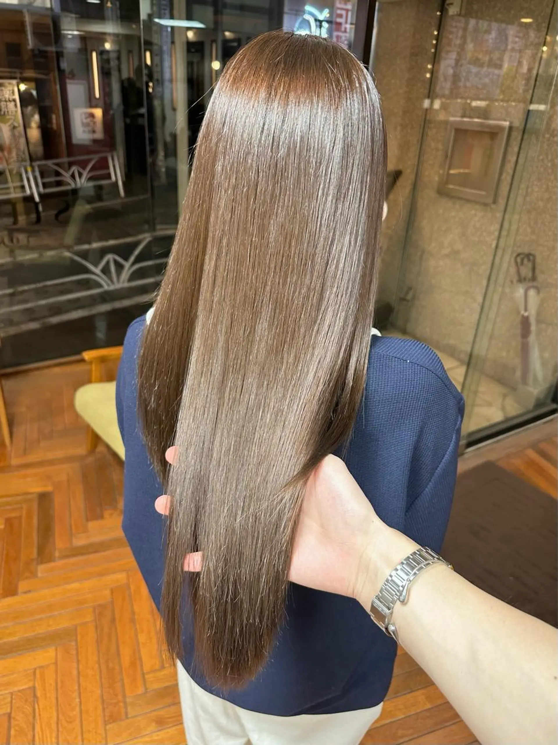 ロング カラー ベージュカラー ブリーチ ブリーチなしカラー ヘアカラー トリートメント 矢野 晃平のヘアスタイル