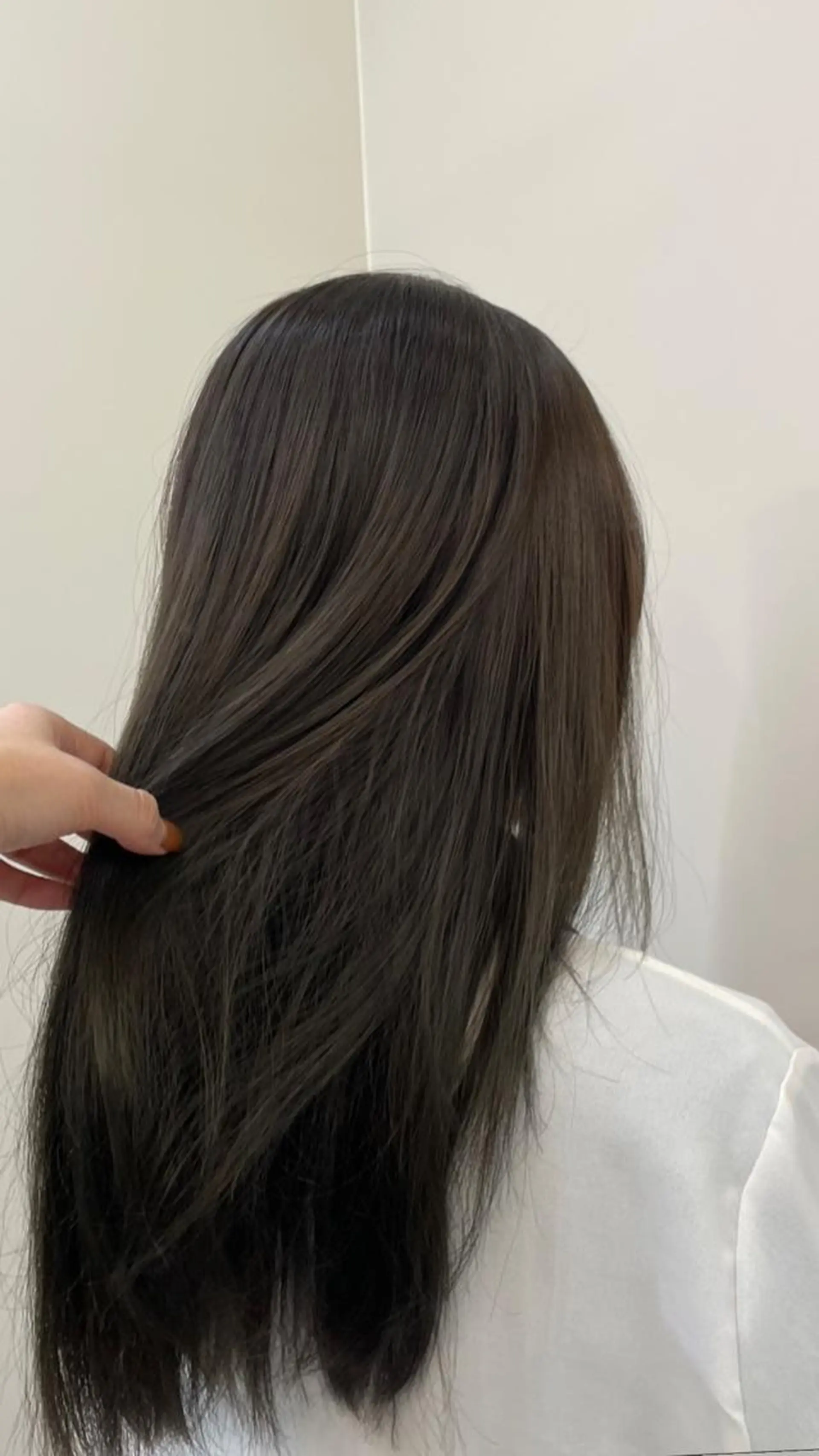 パーマ ストレートパーマ 安達 萌花のヘアスタイル