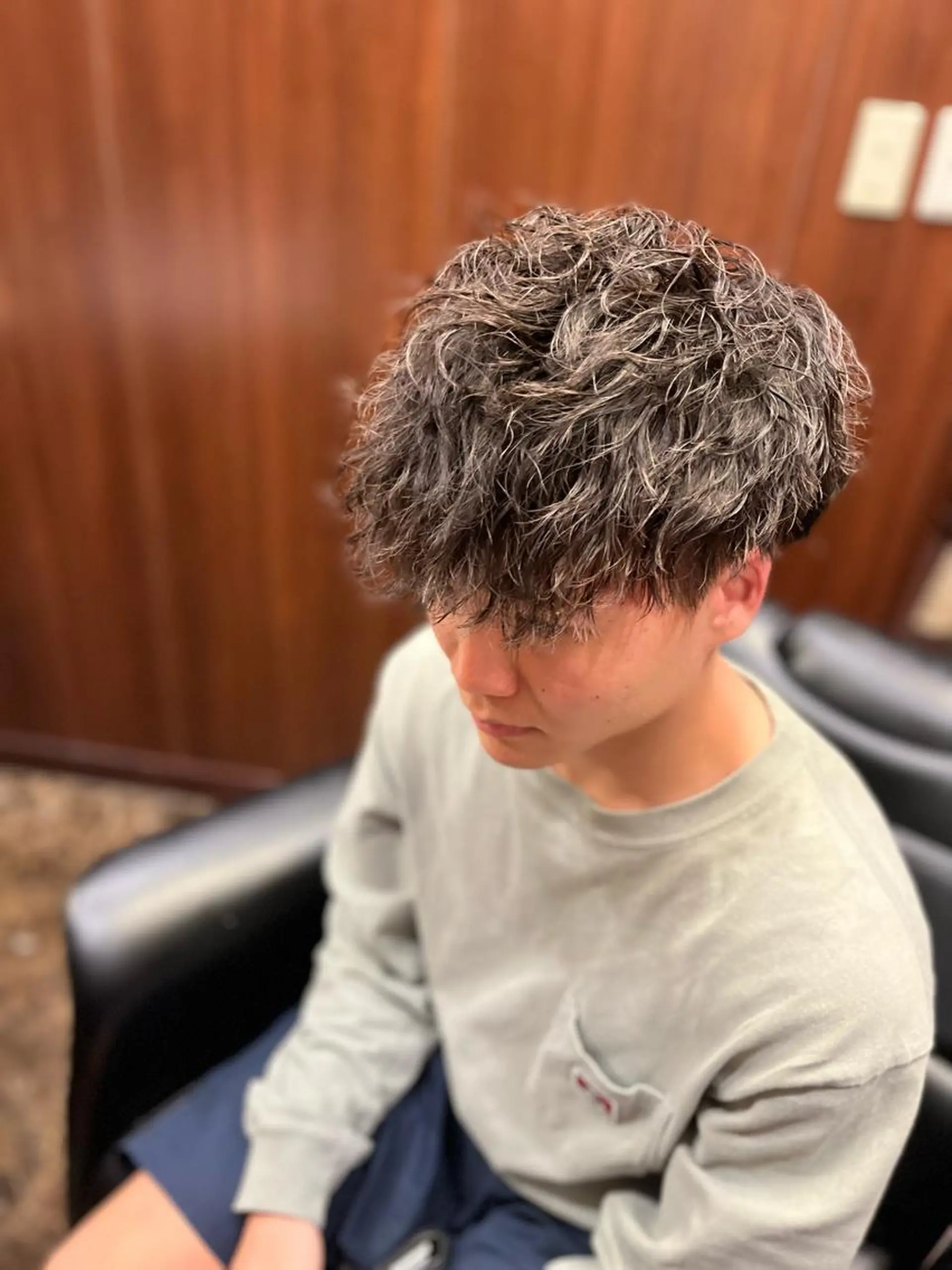 ミディアム 寺嶋 涼のヘアスタイル