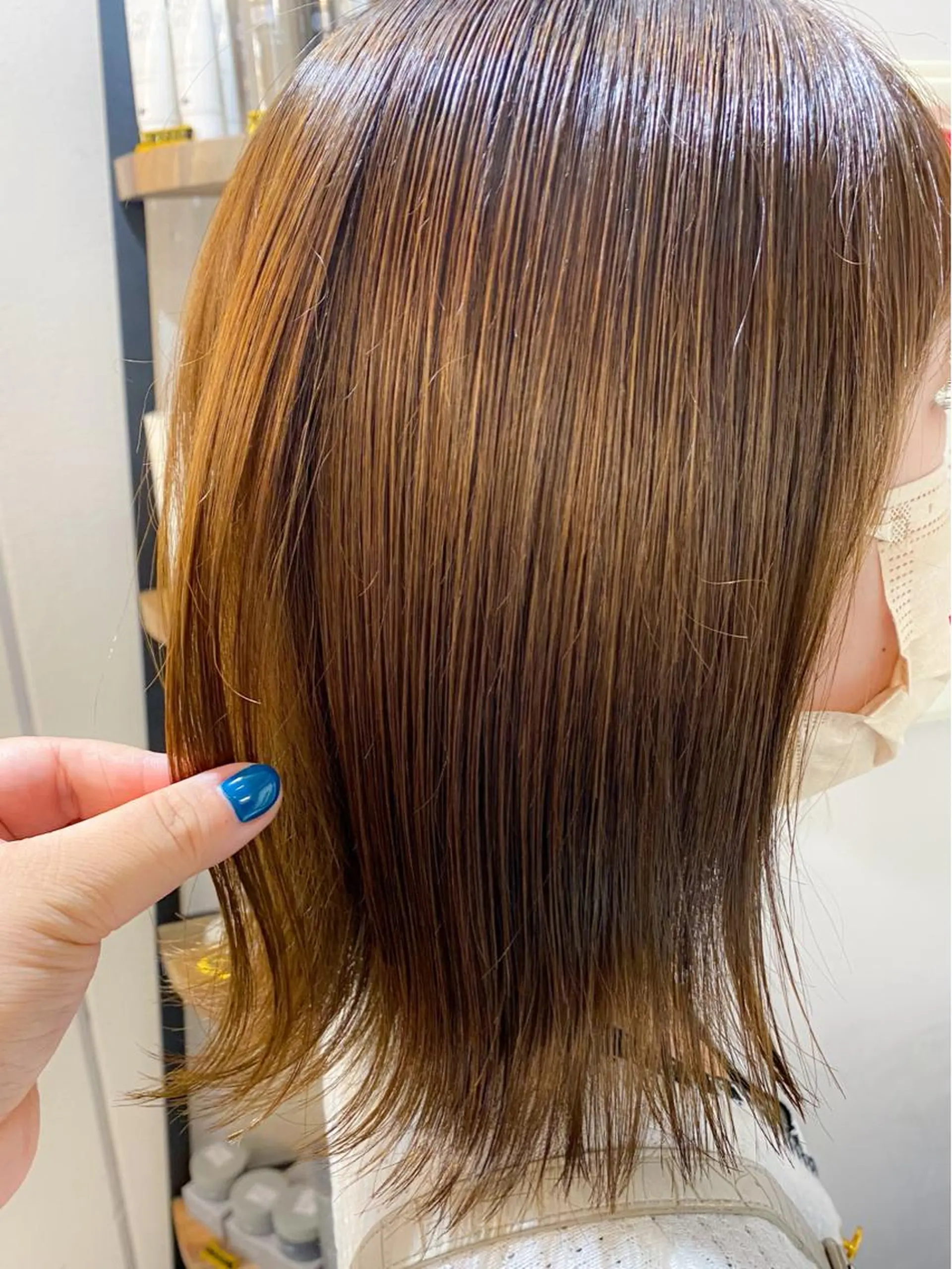 ミディアム カラー ベージュカラー louwe 武藤幸世のヘアスタイル