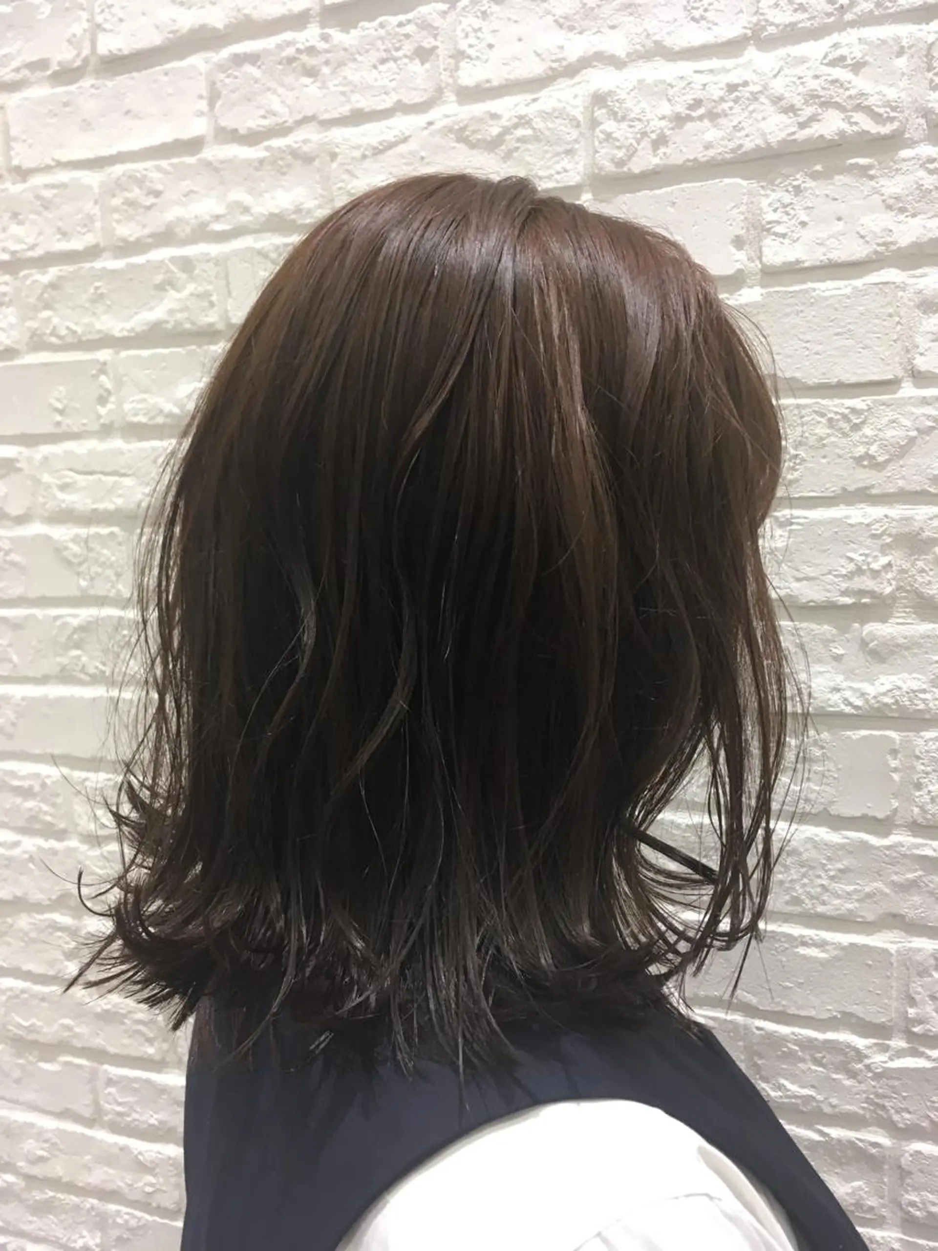 ミディアム カラー ベージュカラー 外ハネヘア 吉田伸治/縮毛矯正◎ 曲がる縮毛矯正◎高岡のヘアスタイル