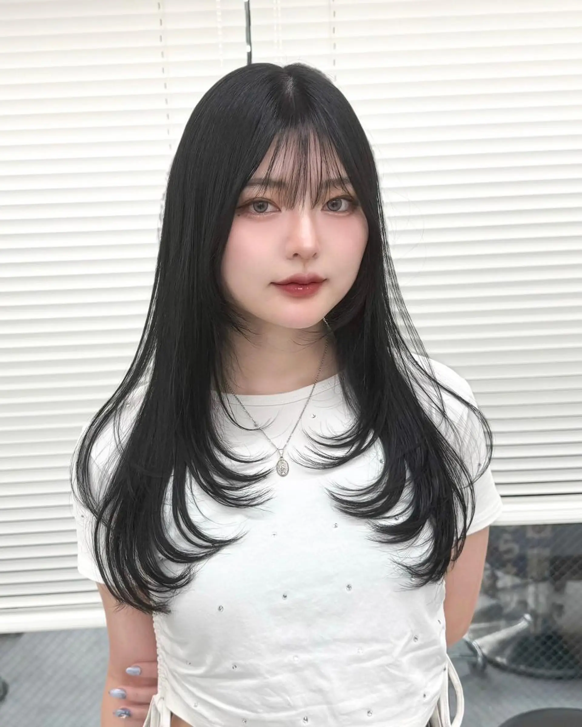 カラー カット ヘッドスパ ヘアセット 韓国風スタイル🪽 暗髪ヘア🪽のヘアスタイル