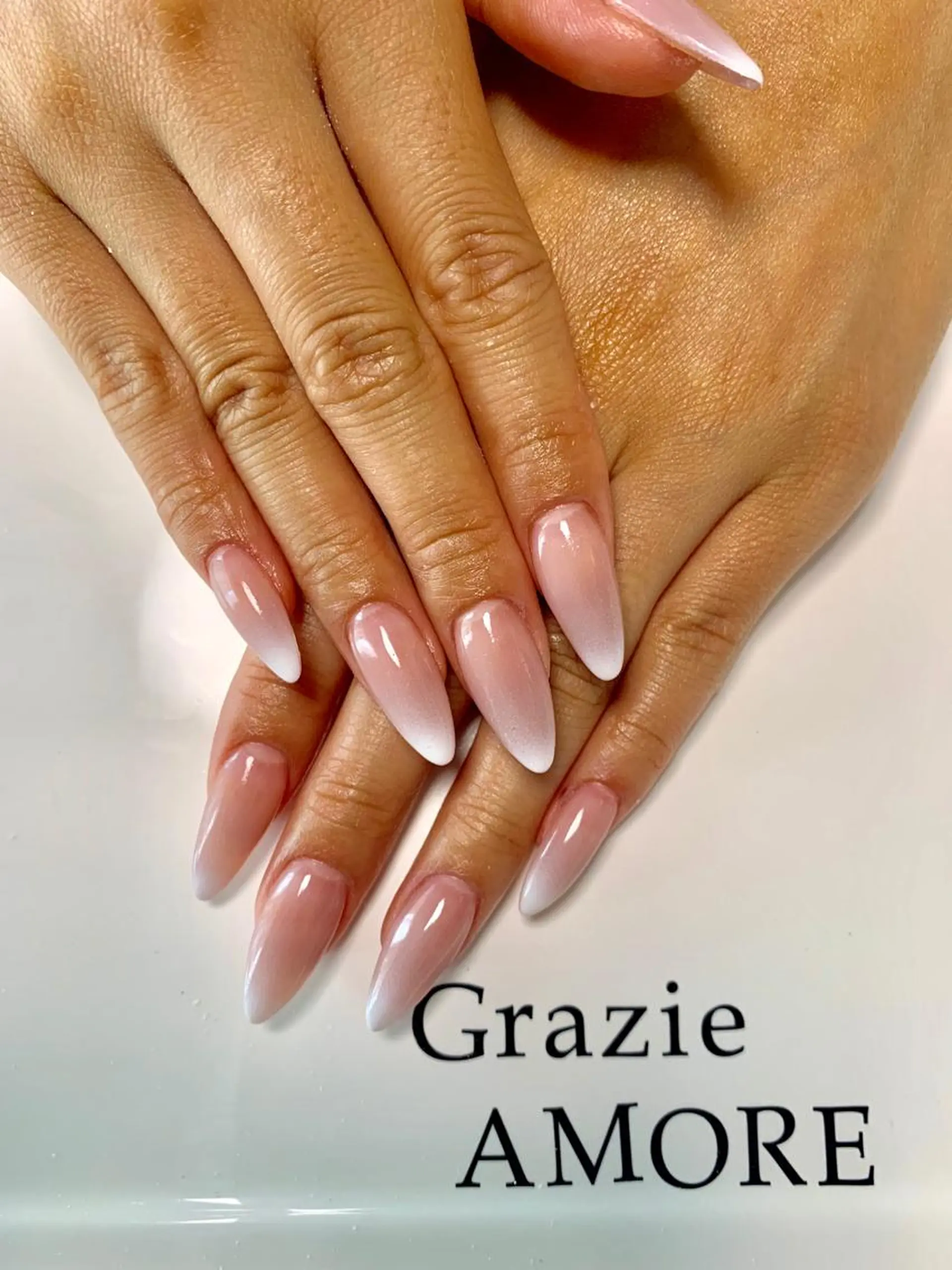 ネイル グラデーション スカルプネイル Grazie AMOREのネイルデザイン