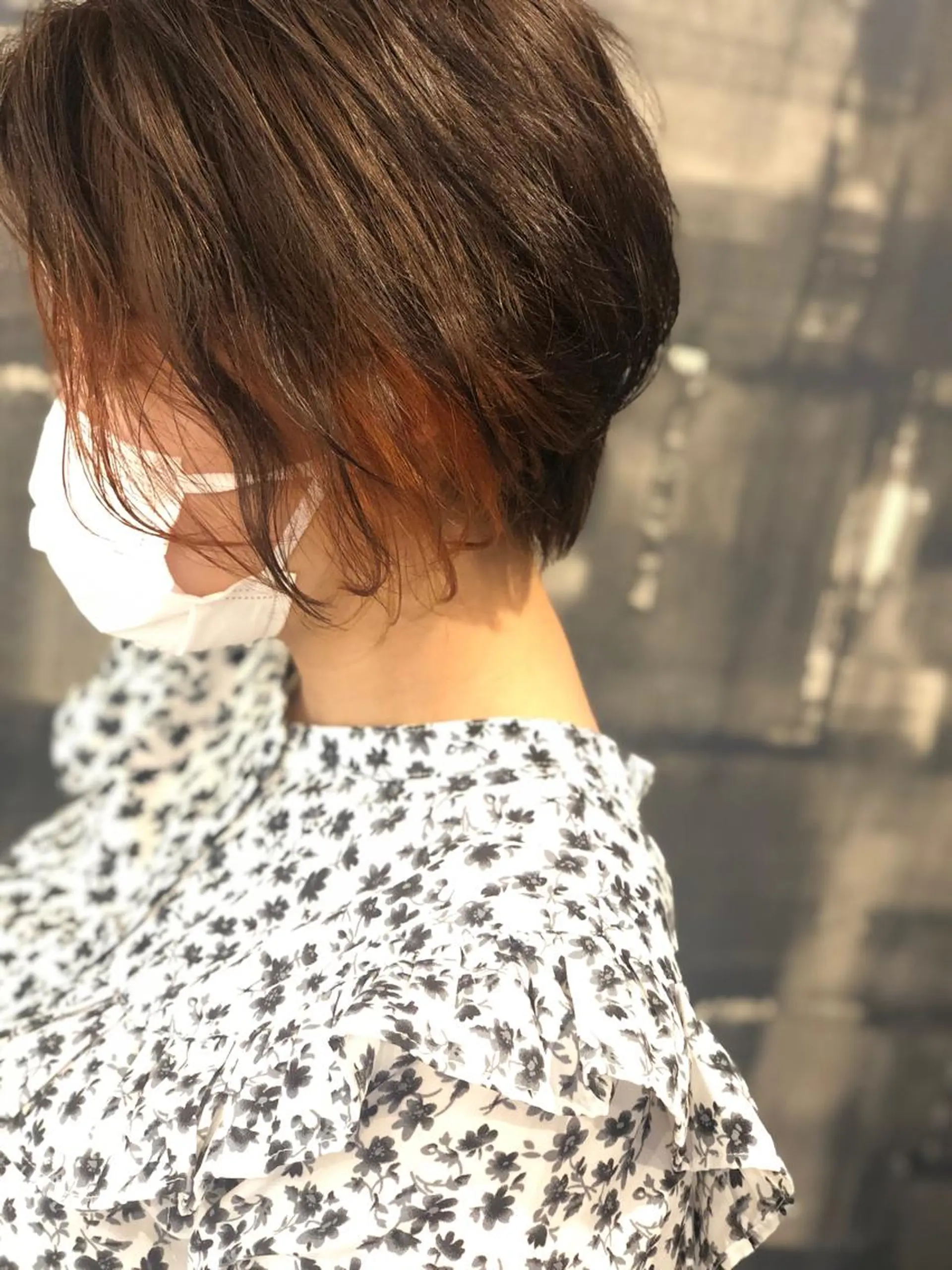 ショート カラー インナーカラー オレンジ 日高 香織のヘアスタイル
