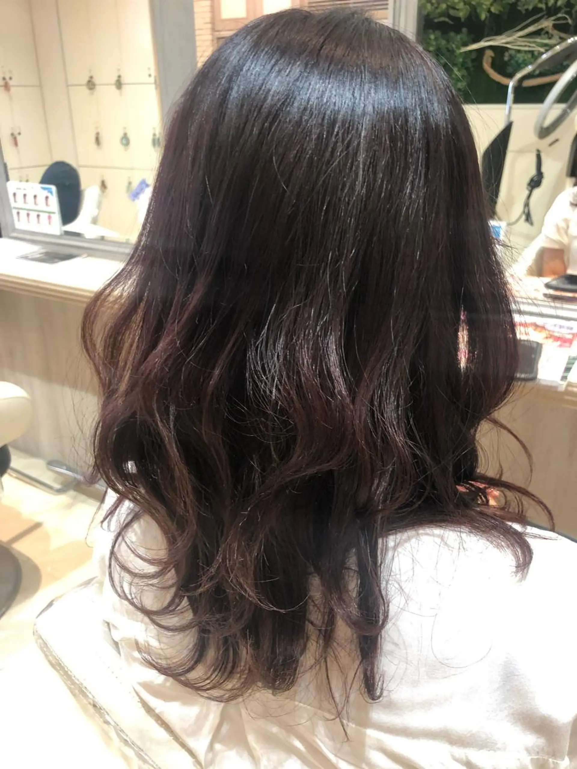 セミロング ヘアカラー トリートメント 似合う髪型が 分からない方へのヘアスタイル