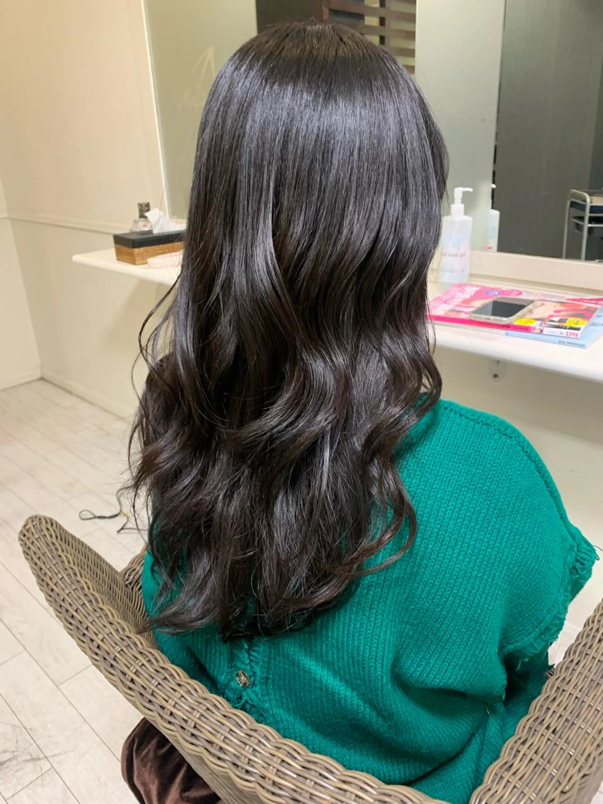 ロング 韓国風ヘア レイヤーカット ロング トリートメント ワンホンヘア マルナ本店 ペコのヘアスタイル