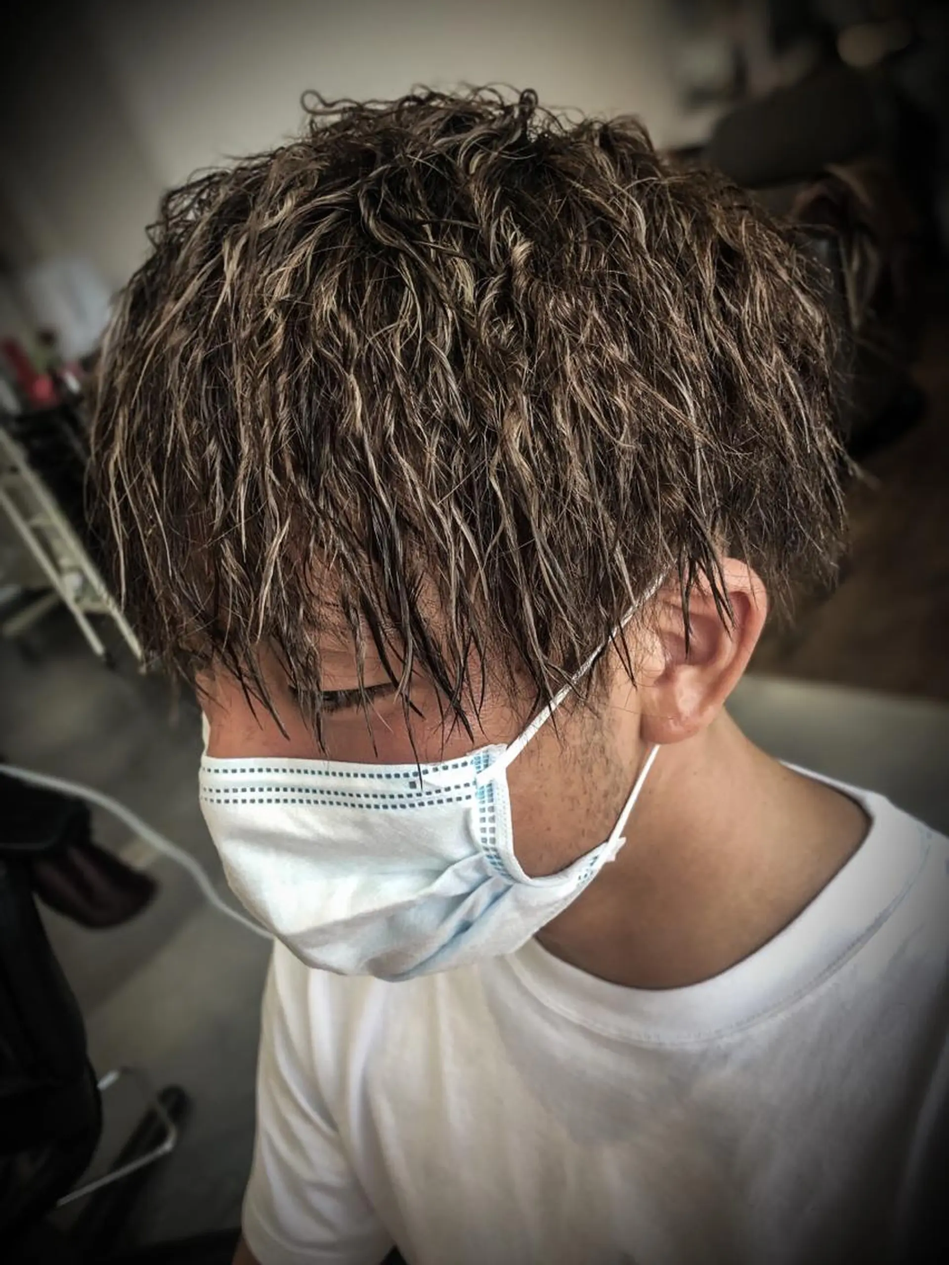 カラー パーマ メンズ メンズメッシュ マッシュ メッシュ 守屋 智紀のヘアスタイル