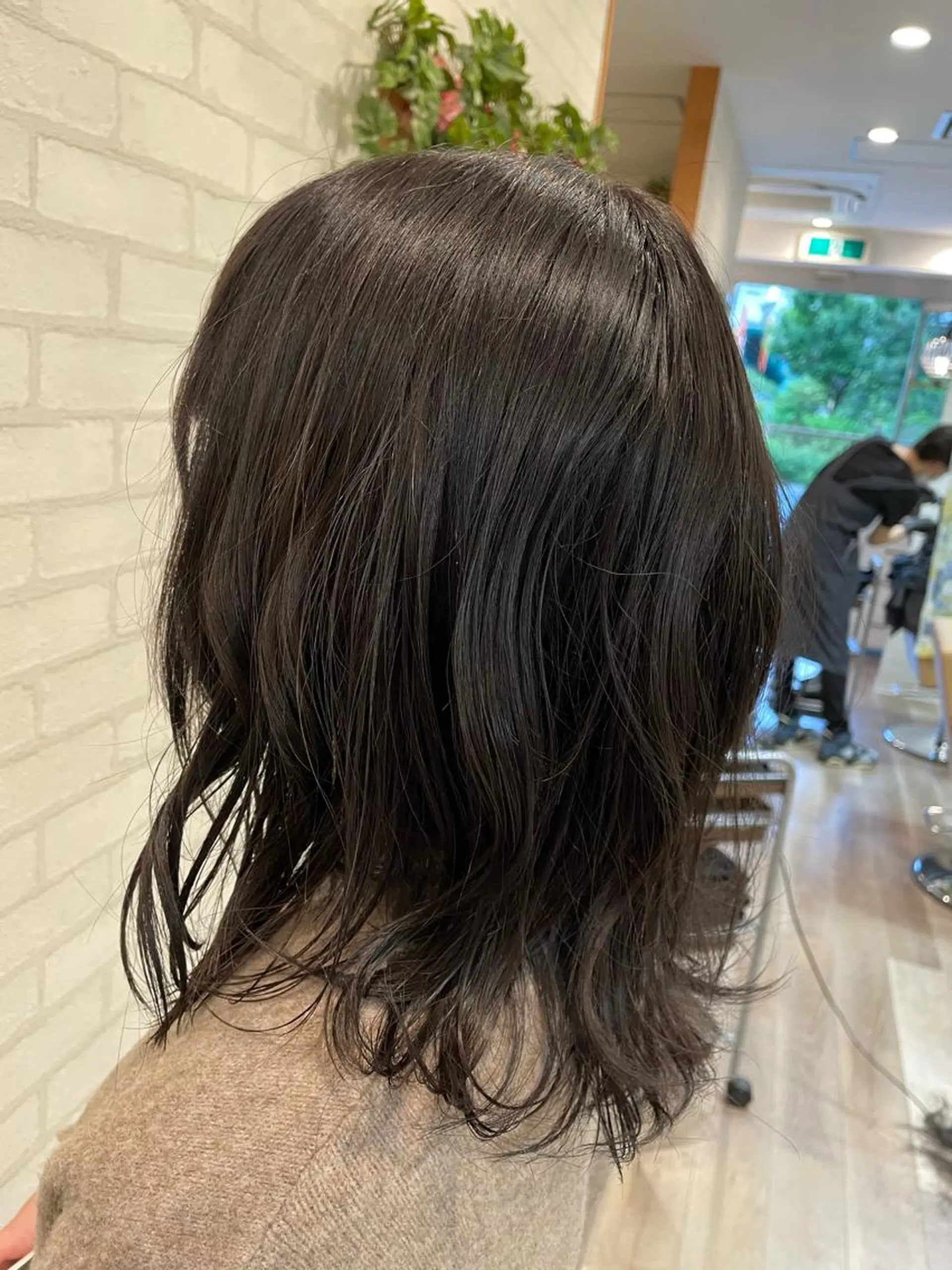 セミロング アッシュ アッシュグレー レイヤーカット カット ヘアカラー Wave所属・🐤 ゆい🐓のヘアスタイル