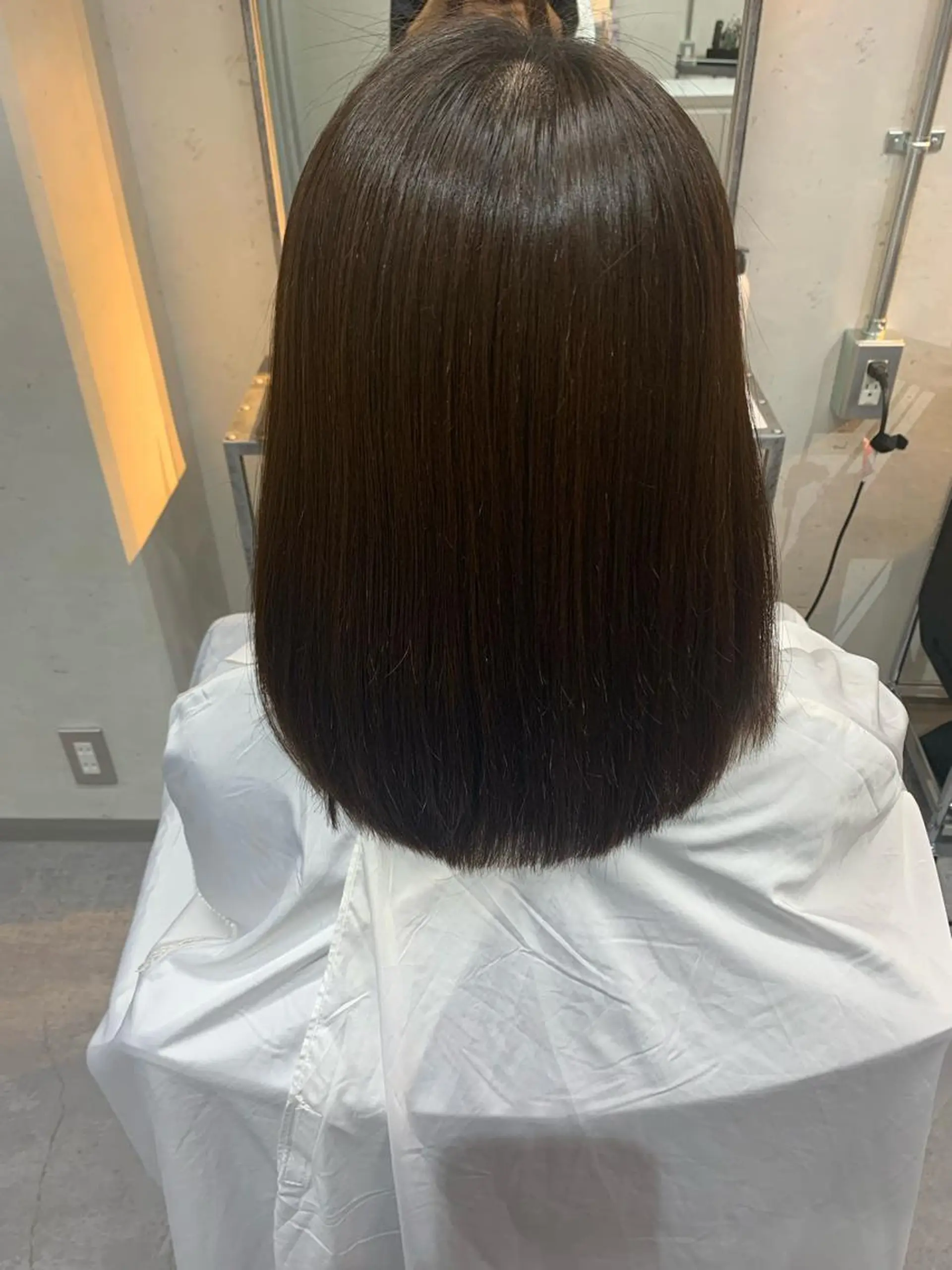 ミディアム カット 縮毛矯正 トリートメント 1日1名様限定価格 /髪質改善中山のヘアスタイル