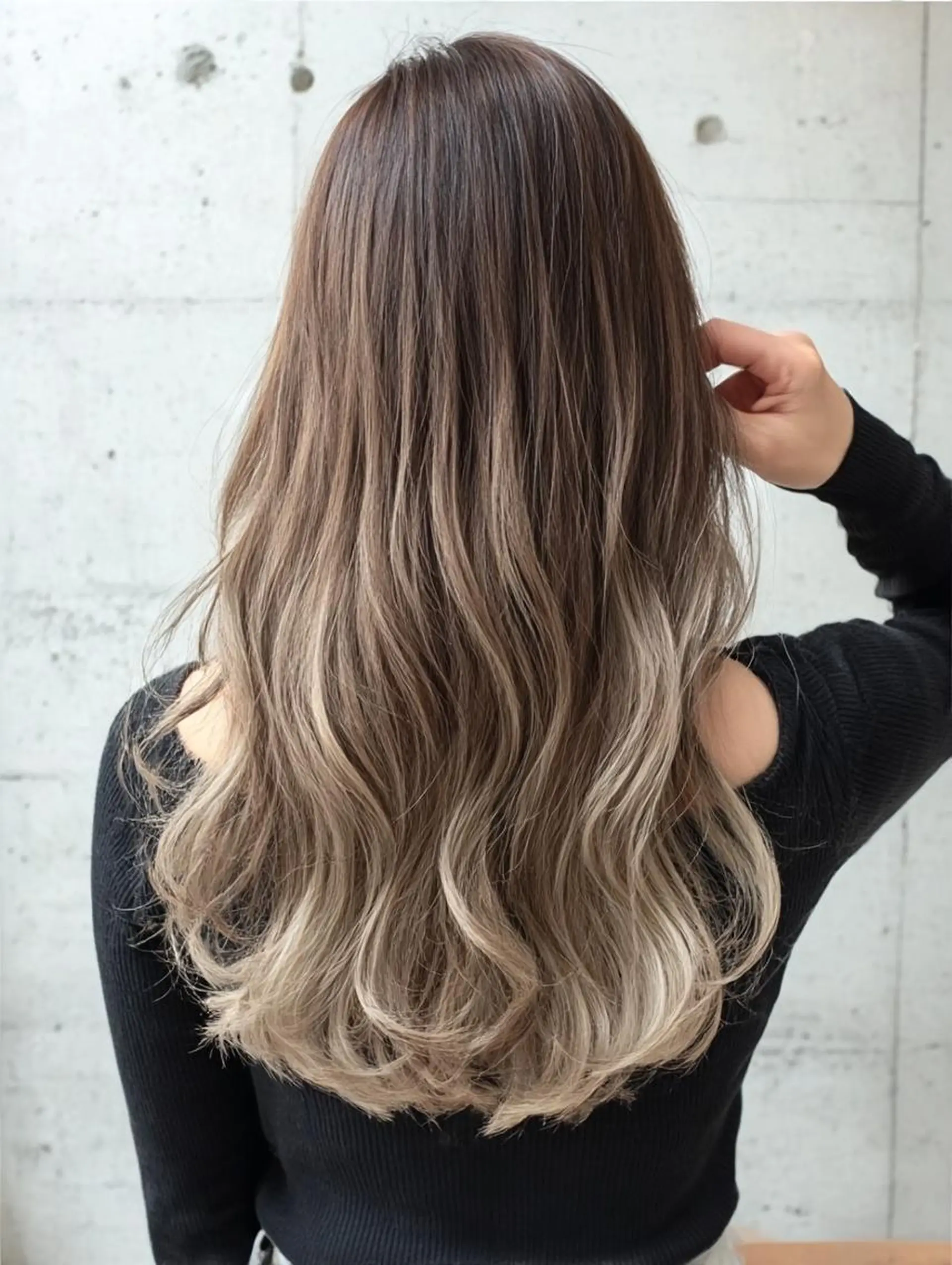 ロング 島田 光✨️のヘアスタイル