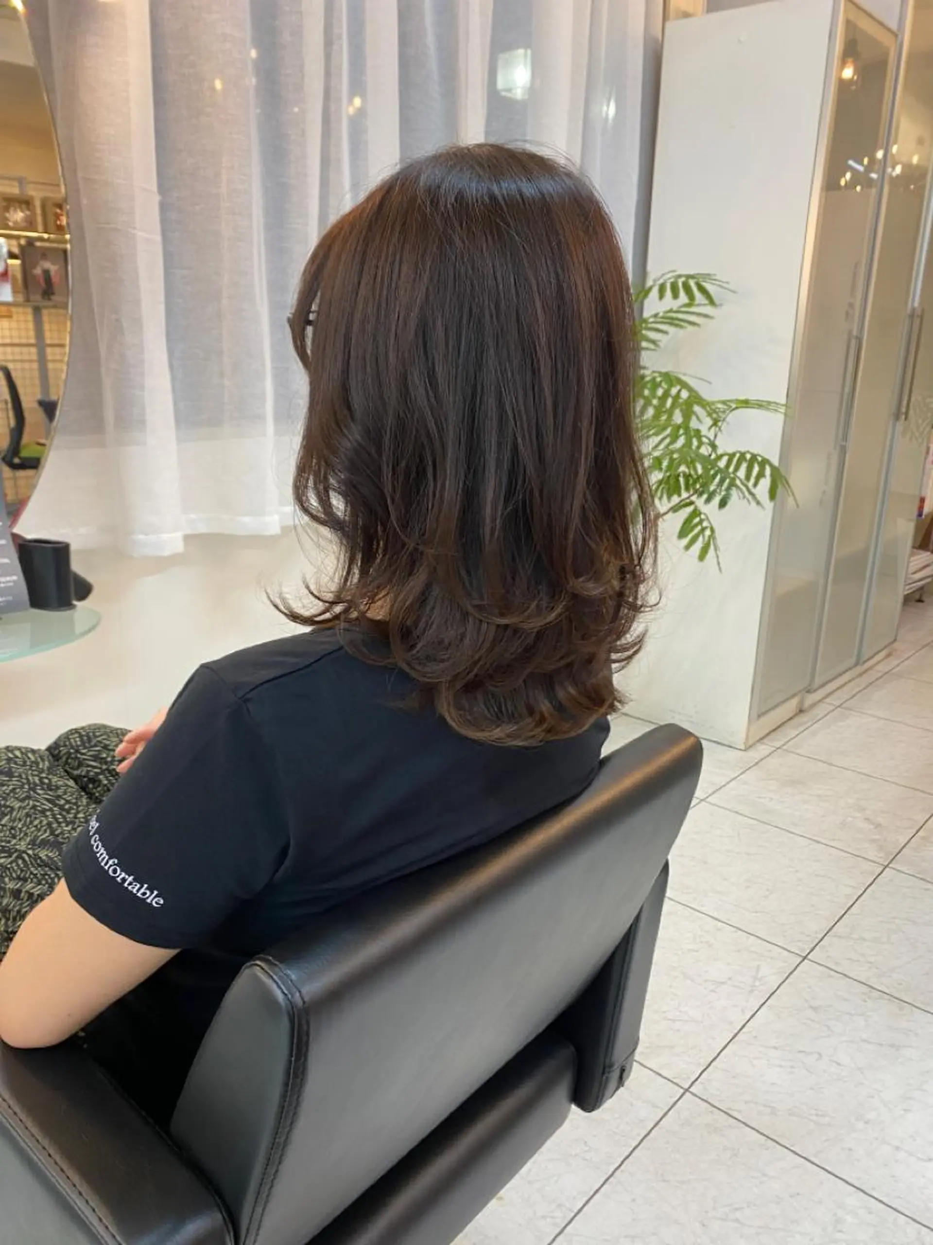 ミディアム カラー ヘアアレンジ ミディアムレイヤー インナーカラー レイヤーカット ヘアカラー トリートメント ナカジマ ボブ/レイヤーのヘアスタイル