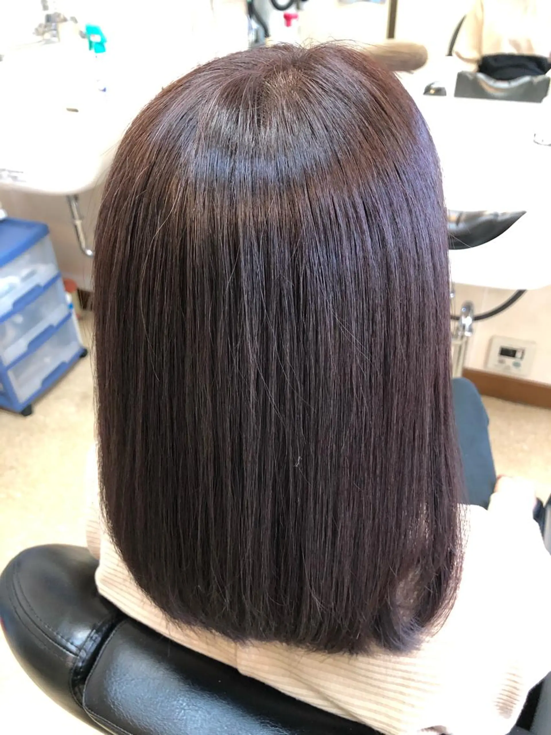 セミロング カラー 石塚 浩のヘアスタイル