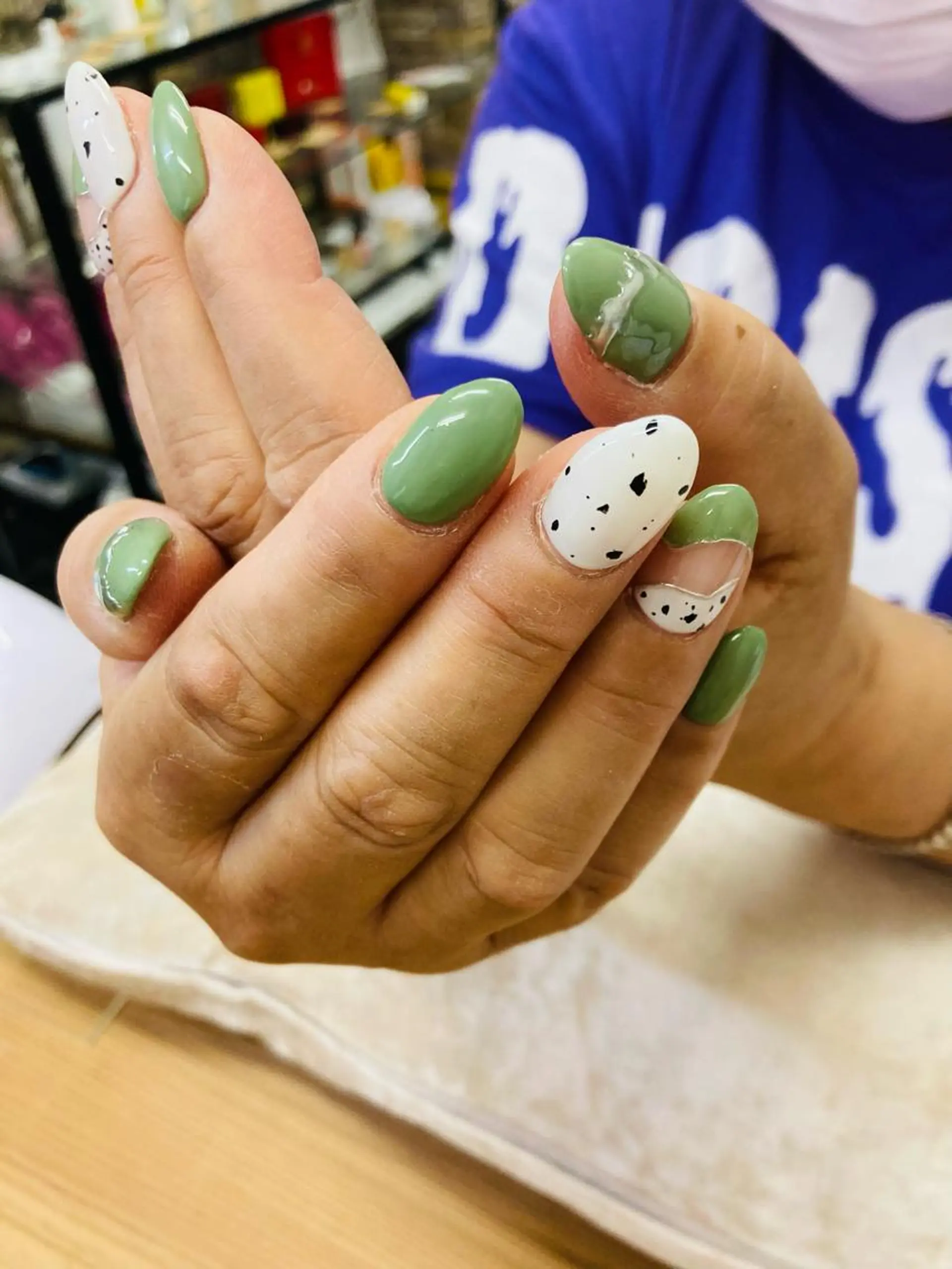 ネイル 寺山 千鶴のネイルデザイン