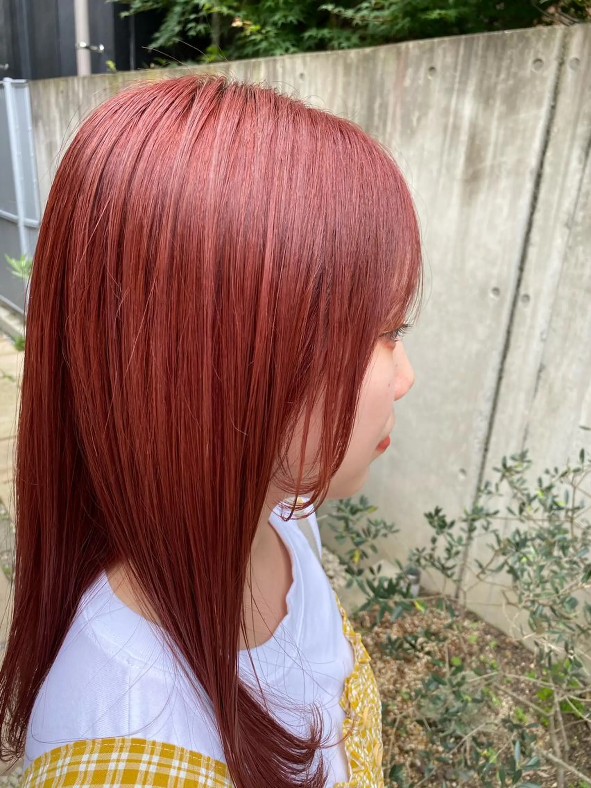 セミロング カラー ブリーチカラーが人気 onnuのヘアスタイル