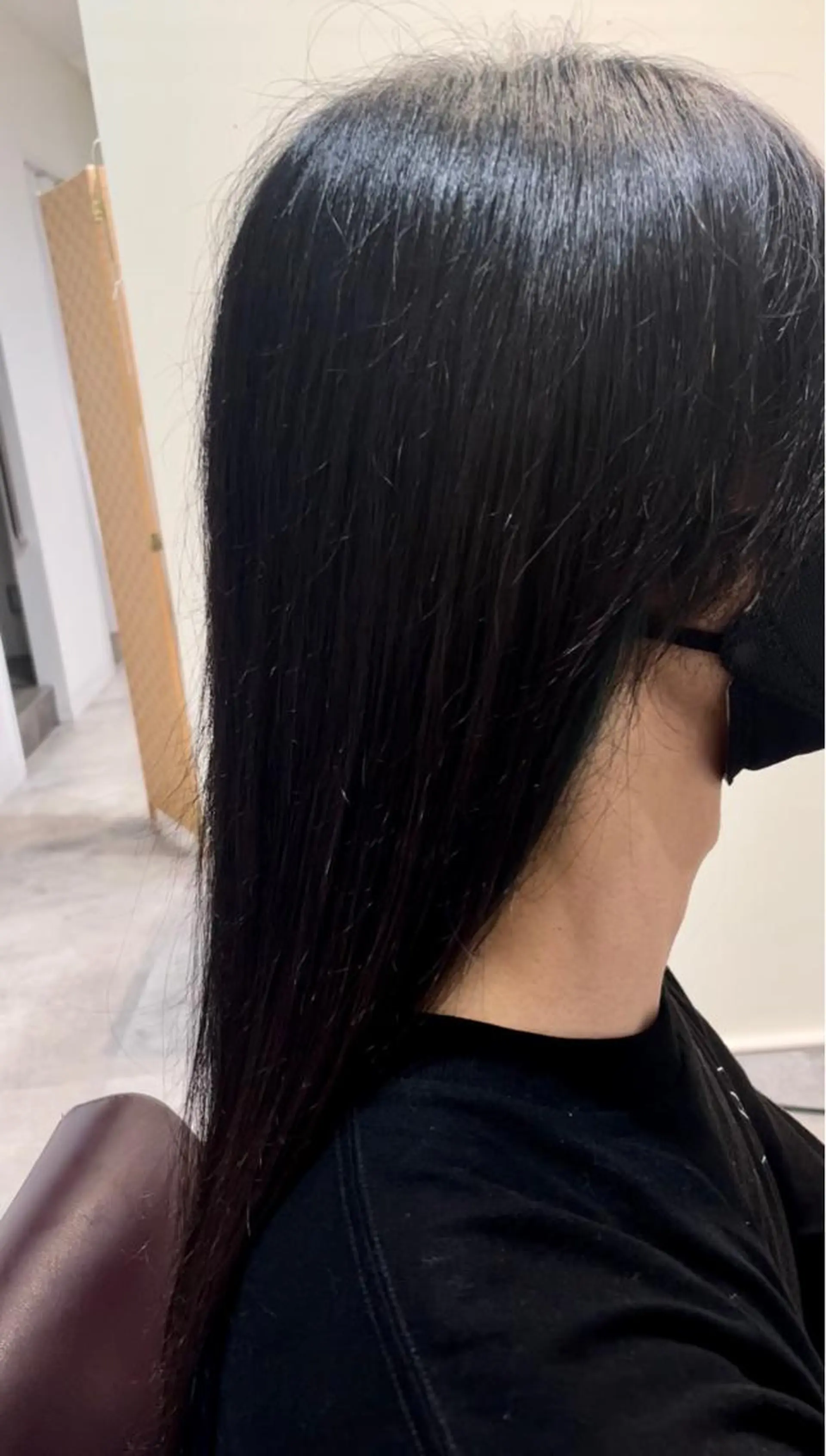 ロング 色気のフェザーパーマ 港南台のメンズ美容師のヘアスタイル