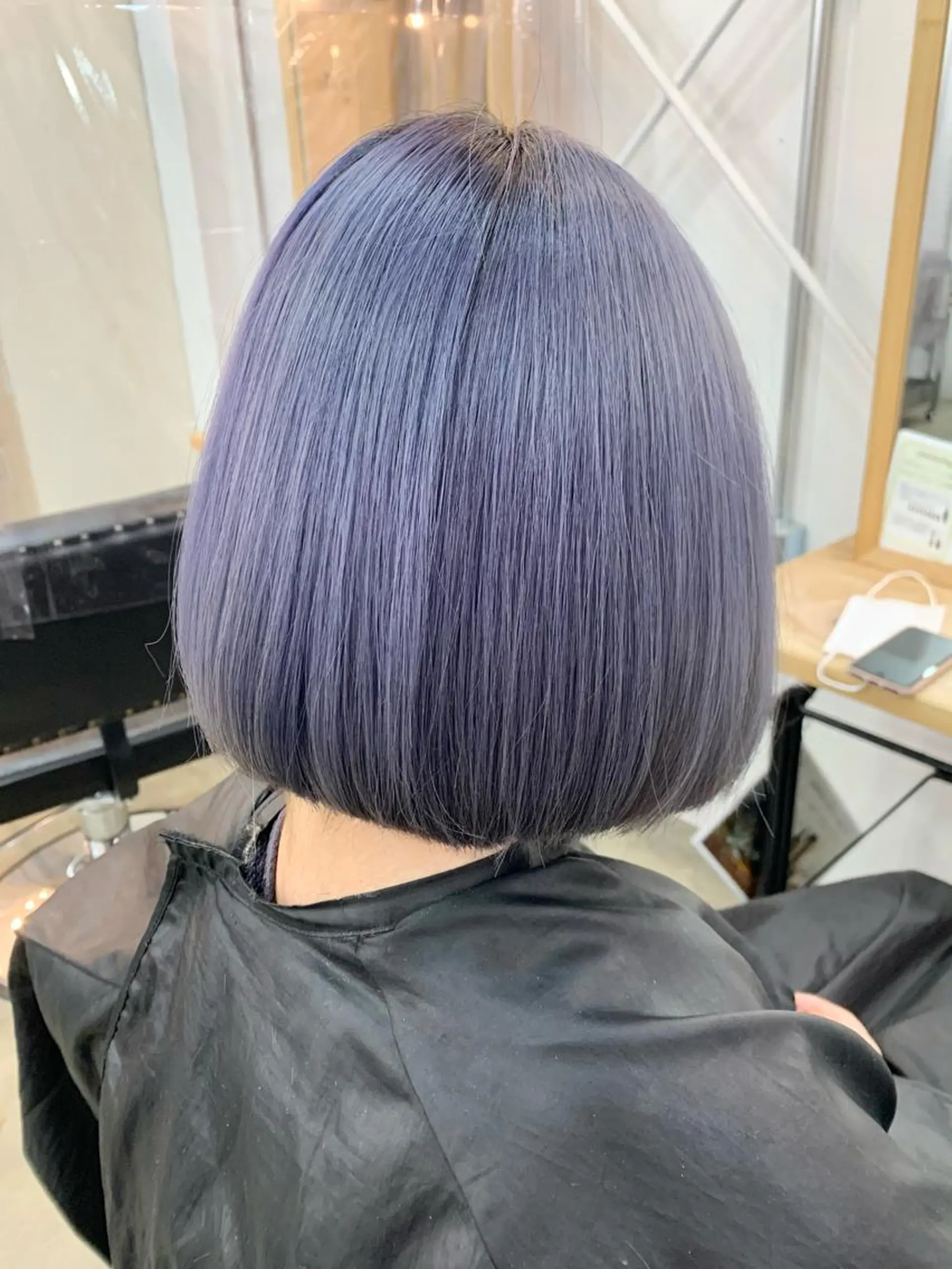 ショート カラー ヘアアレンジ ネイル マツエク・マツパ ブルーカラー ブルーラベンダー ラベンダーカラー ブルー カット ヘアカラー トリートメント ブリーチ特化 / share 元太のヘアスタイル