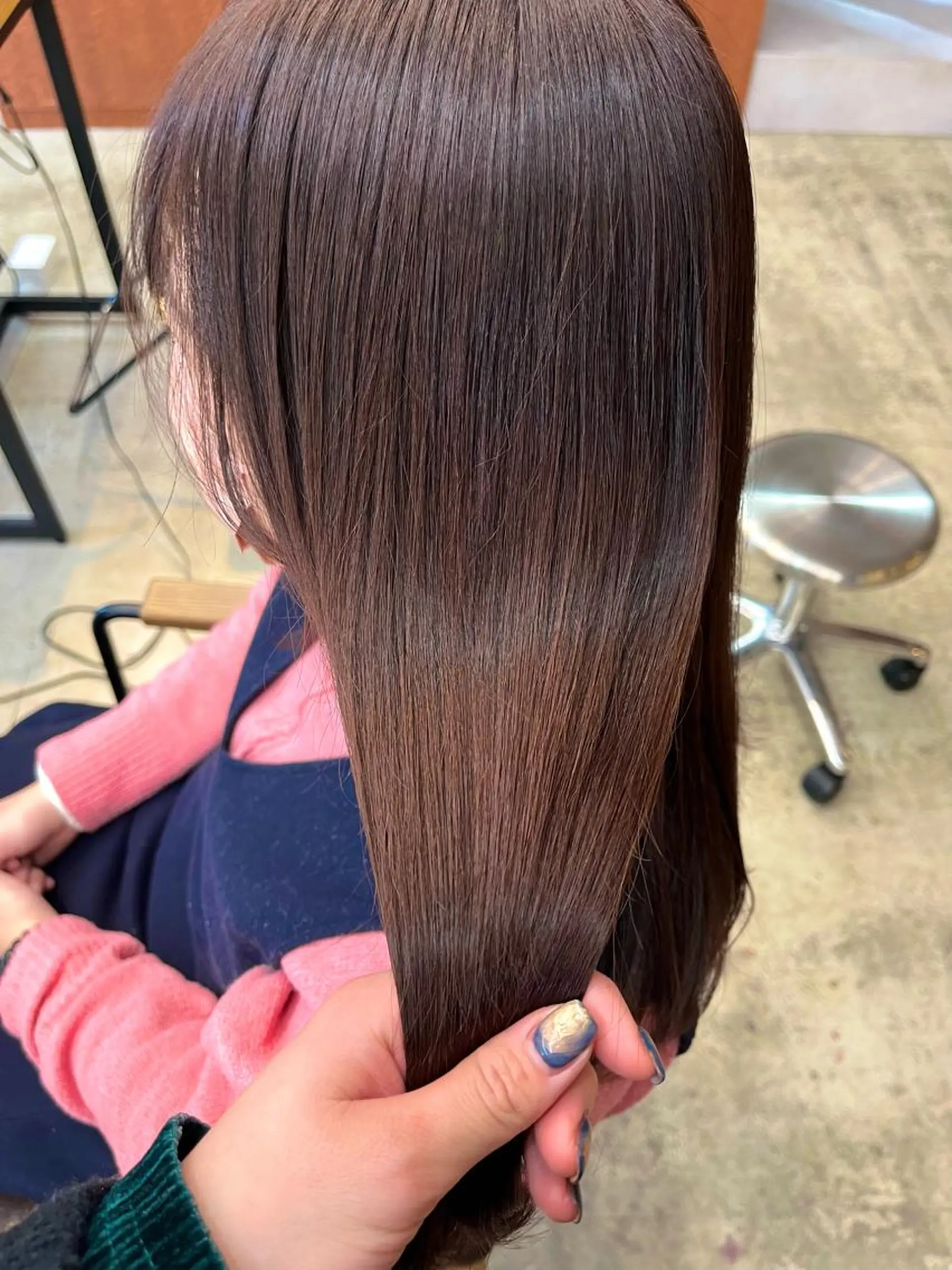 ミディアム カラー ブリーチ ブラウンカラー ブリーチなしカラー ピンクカラー ピンクブラウン カット ヘアカラー トリートメント 🩷ハイトーン透明感 レイヤー🩷ユリカのヘアスタイル