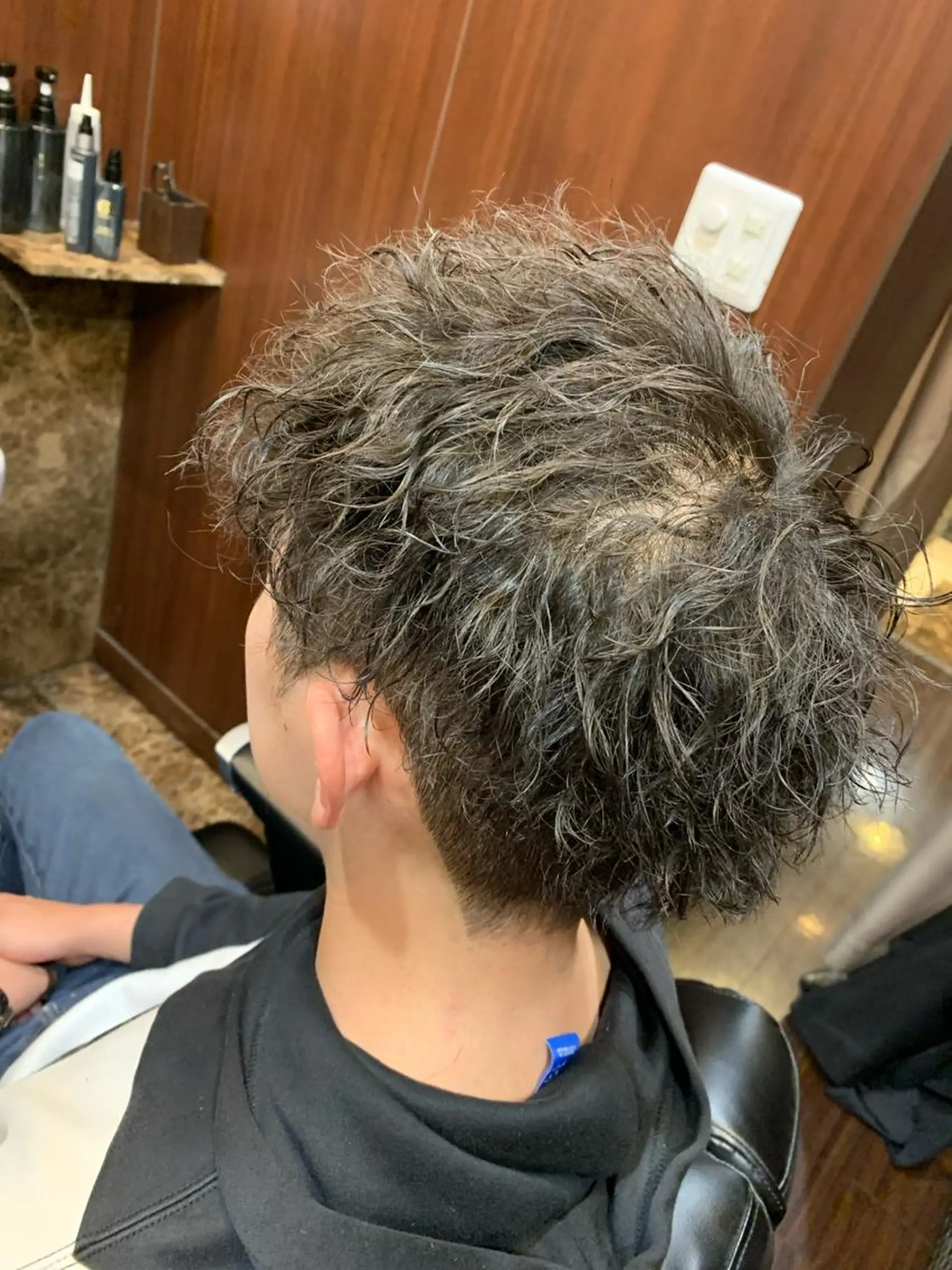 ミディアム パーマ 羽木 隆徒のヘアスタイル