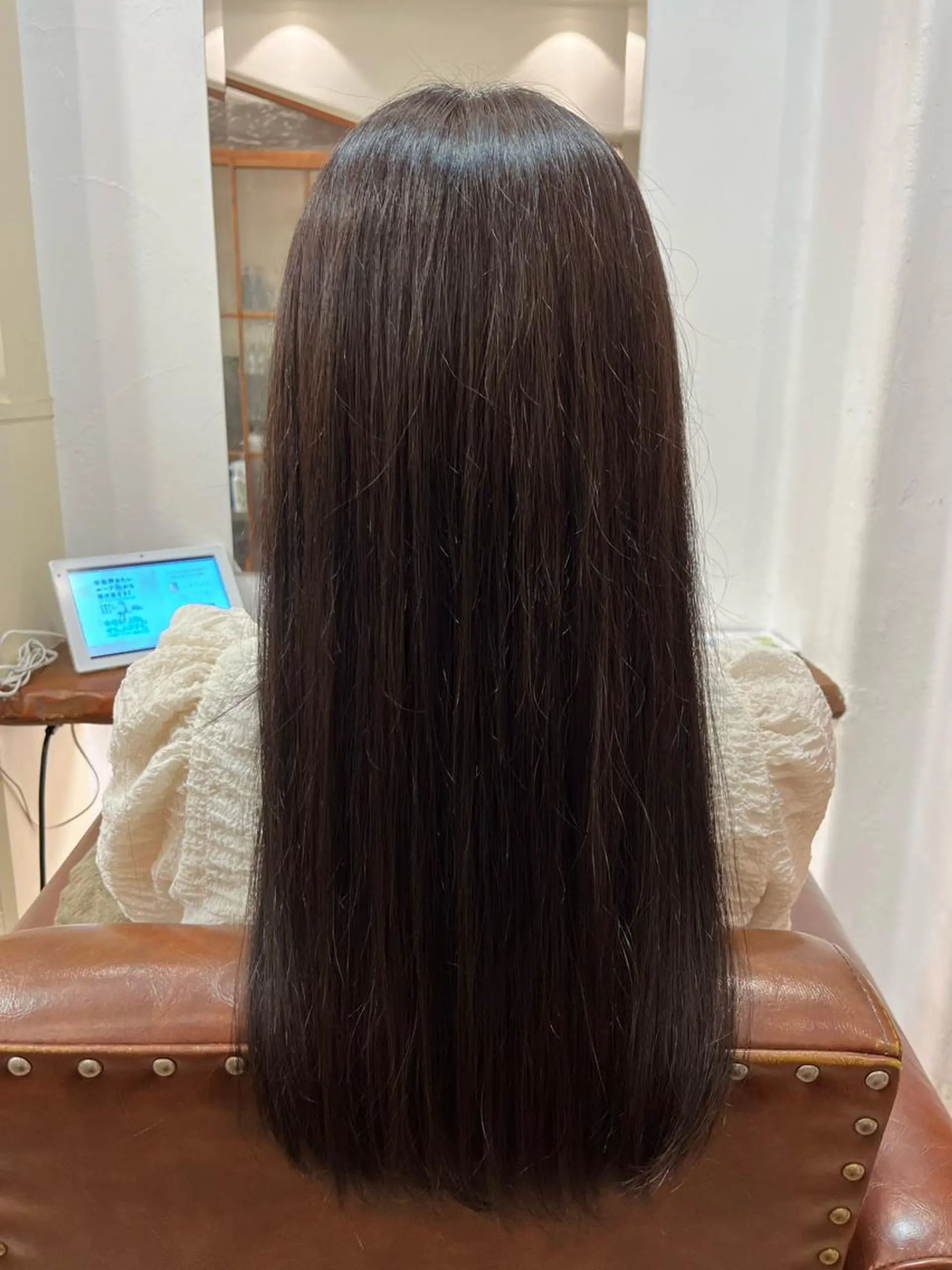 ロング 小山 朱音のヘアスタイル