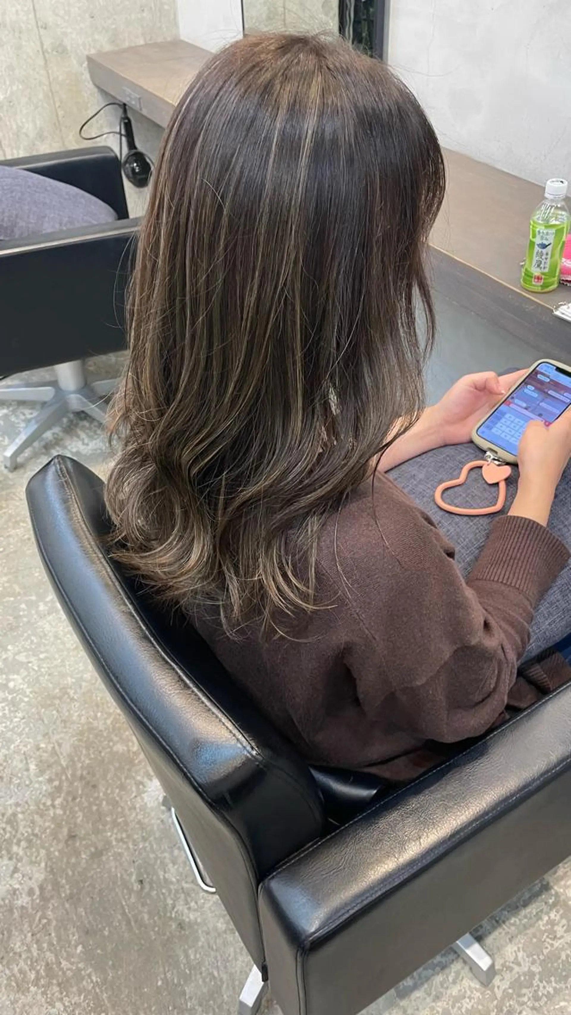 セミロング カラー 透明感カラー ハイライトカラー ハイライト 銀 座のヘアスタイル