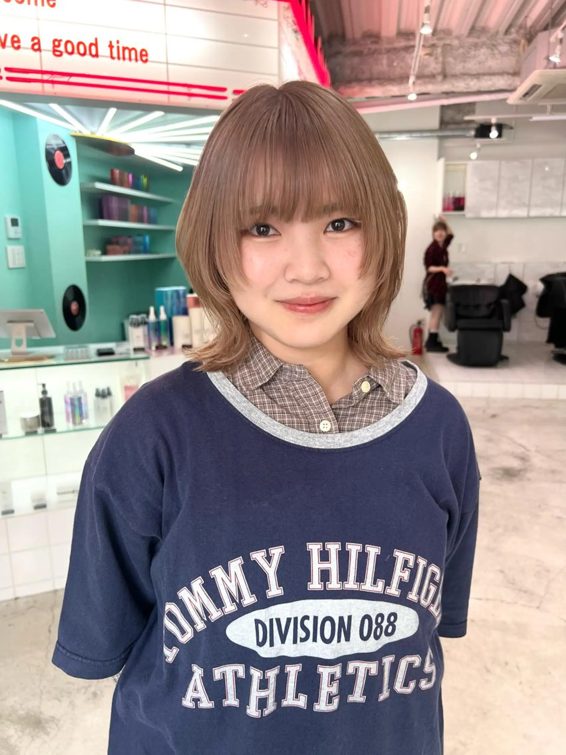 セミロング 💥ウルフカット デザインあんな💥のヘアスタイル