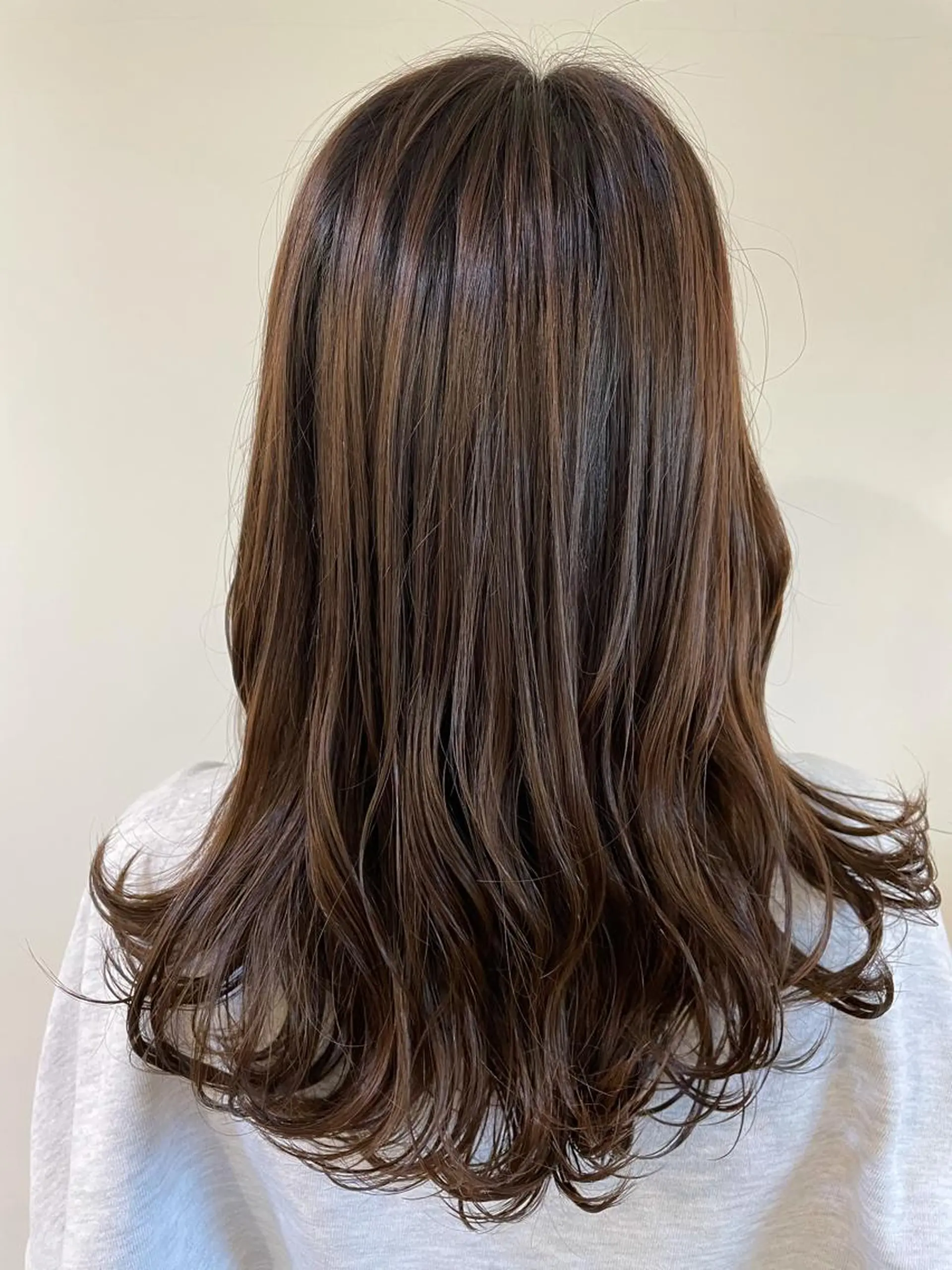ロング カラー アッシュ 悠 亜のマツエク・マツパデザイン