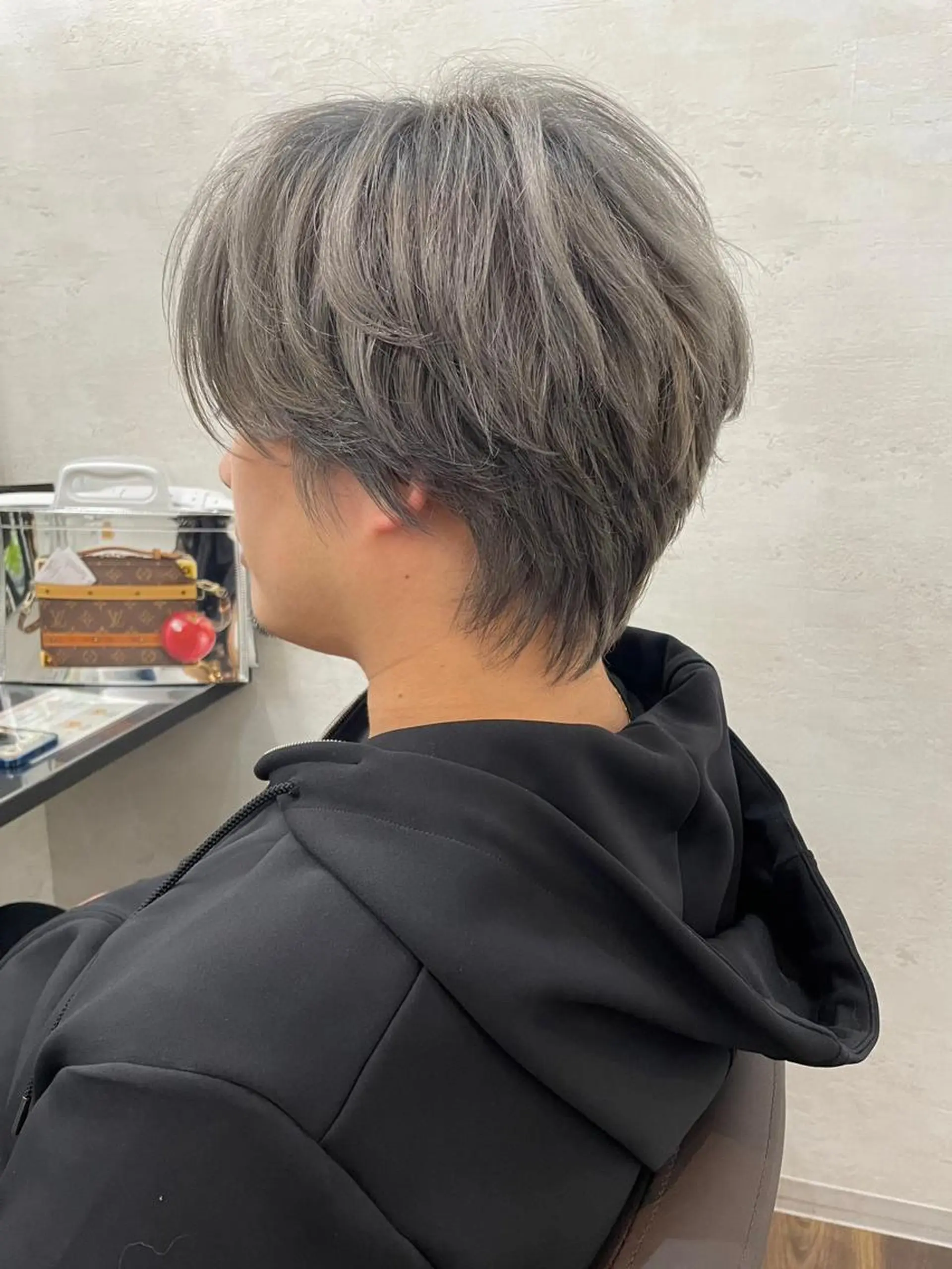 ミディアム ONE.STOP. LABOのヘアスタイル